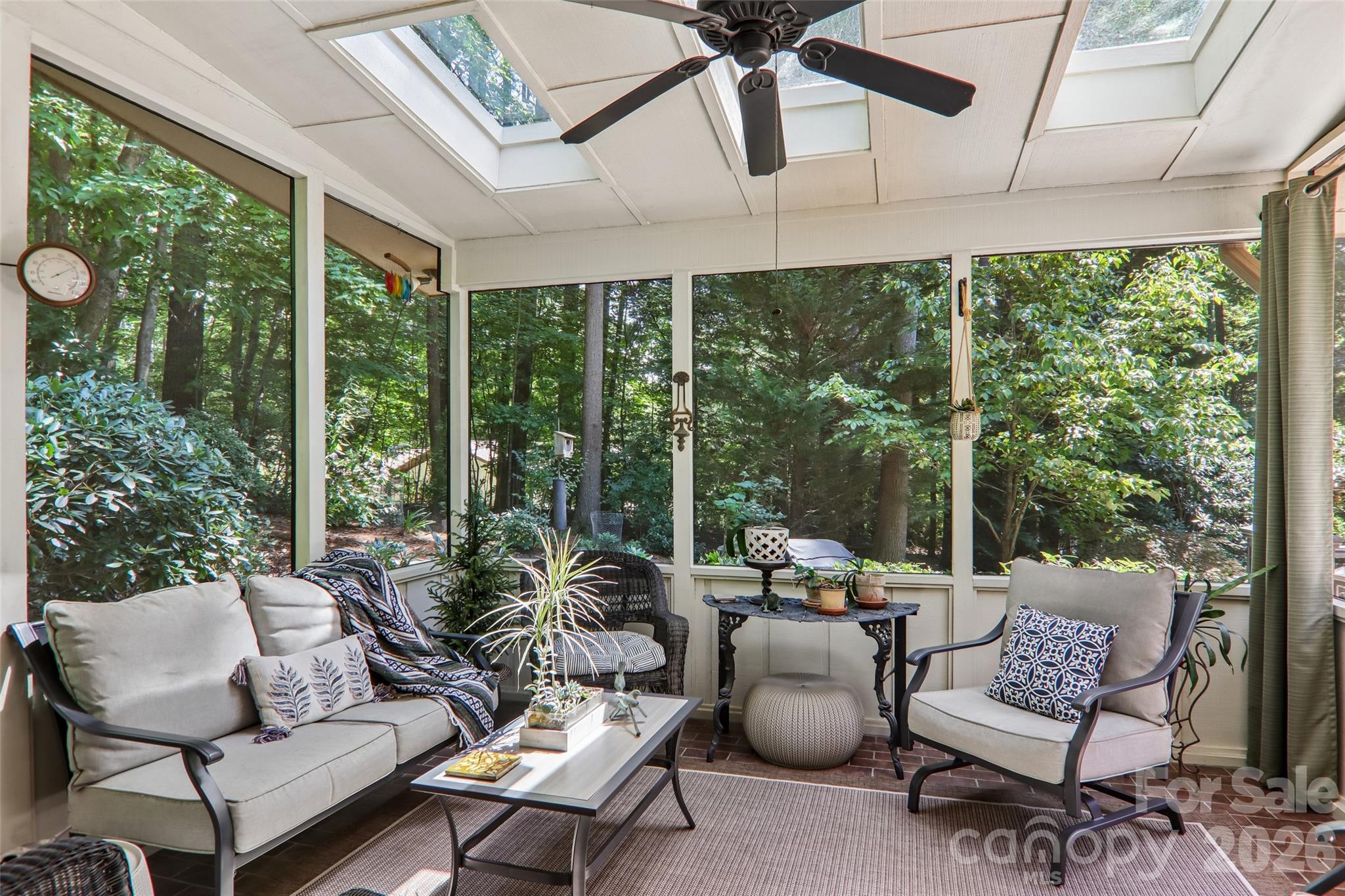 133 Larchmont Drive Property Photo 27