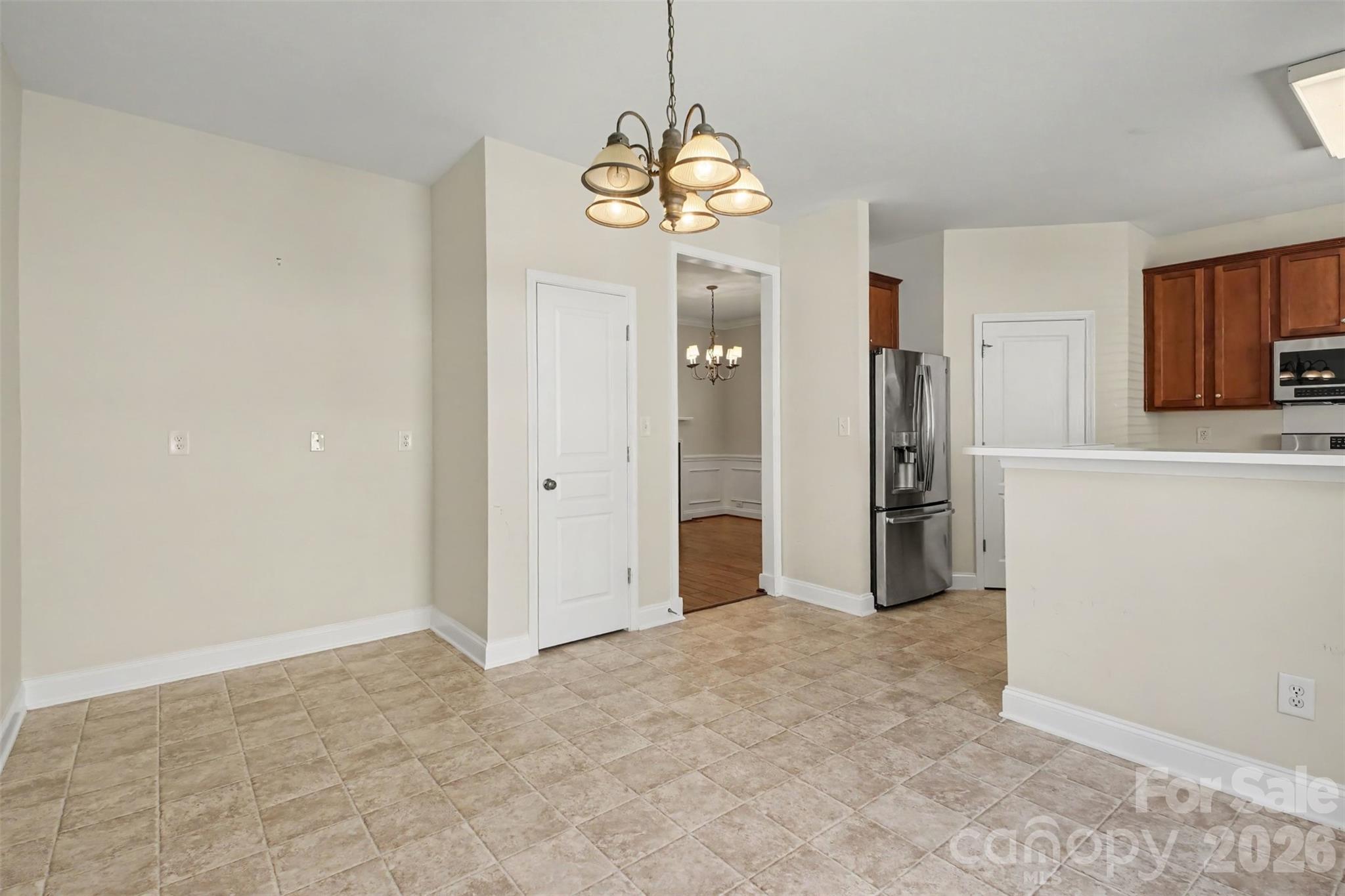 9910 Westmoreland Road Property Photo 11