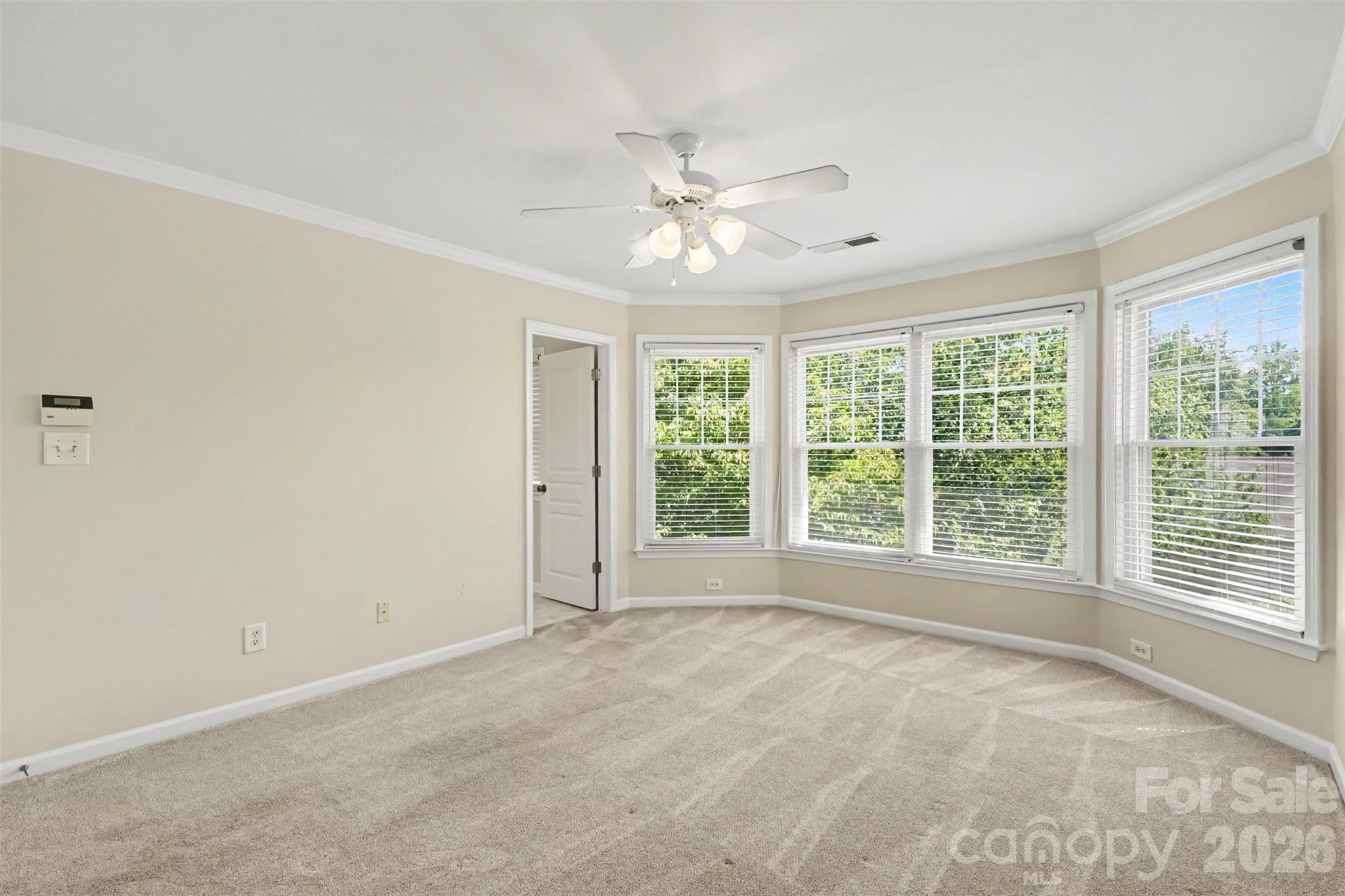 9910 Westmoreland Road Property Photo 16