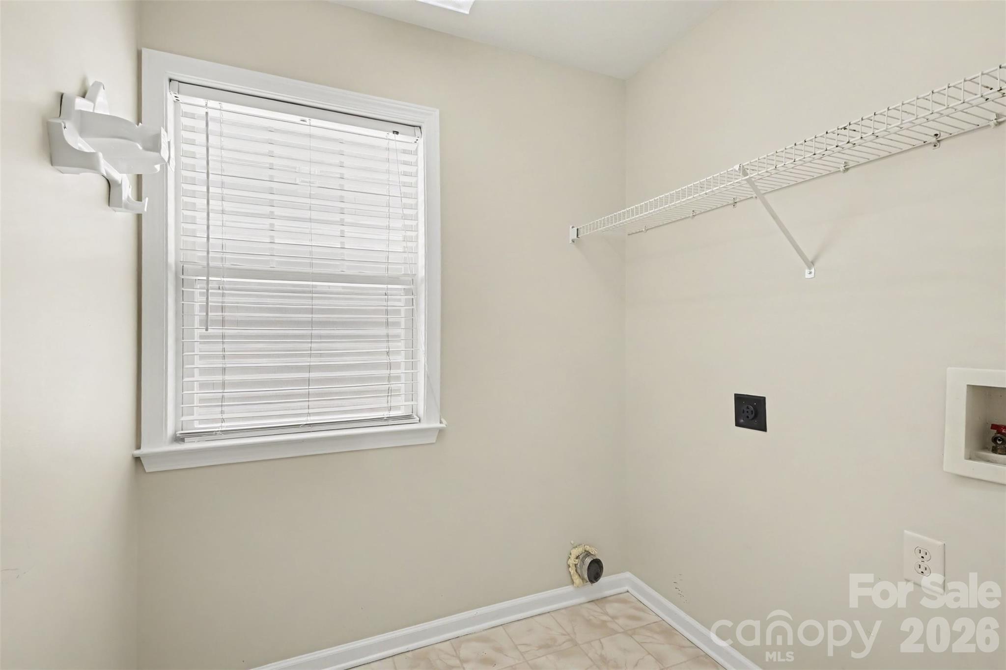 9910 Westmoreland Road Property Photo 18