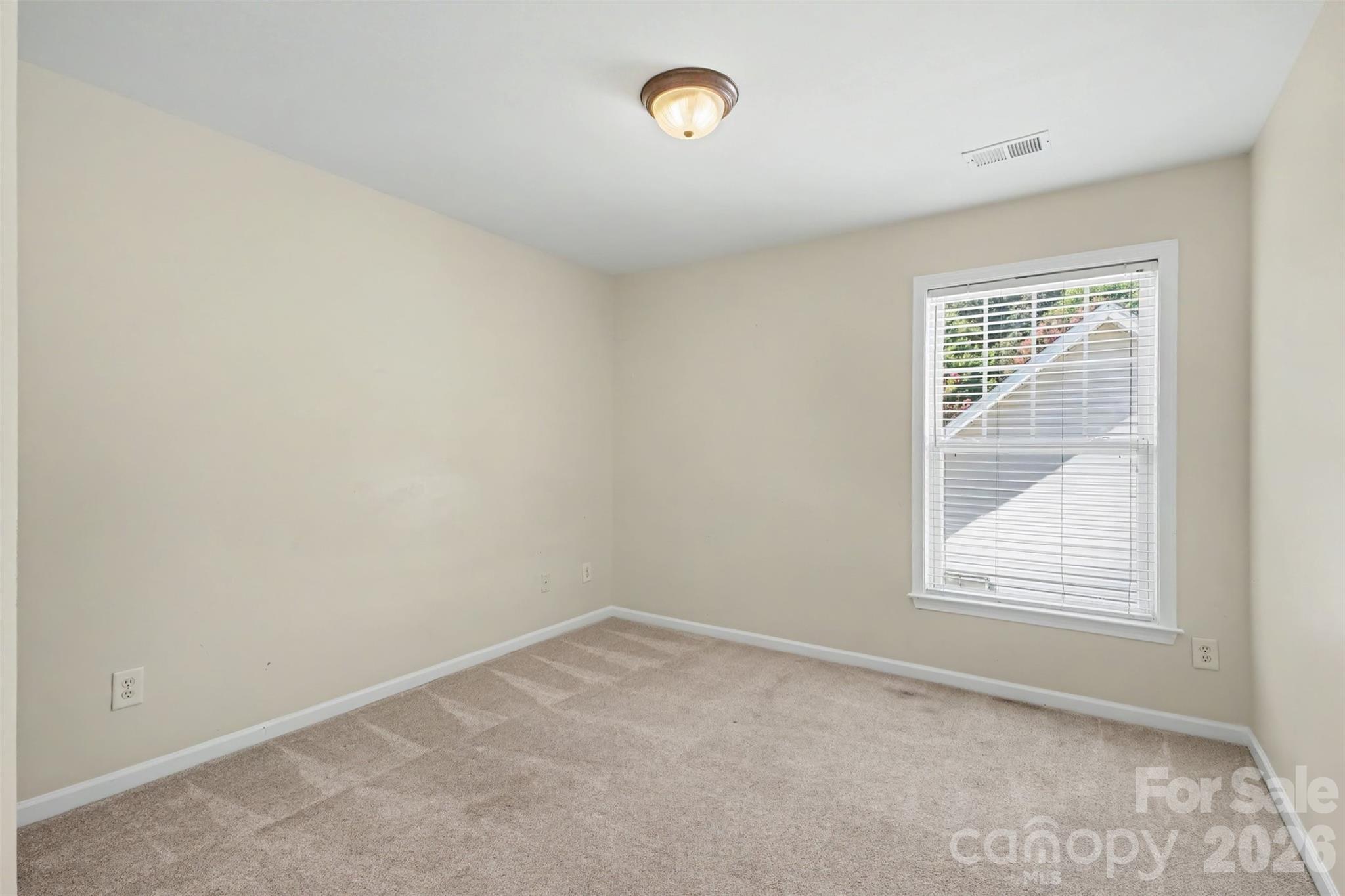 9910 Westmoreland Road Property Photo 21
