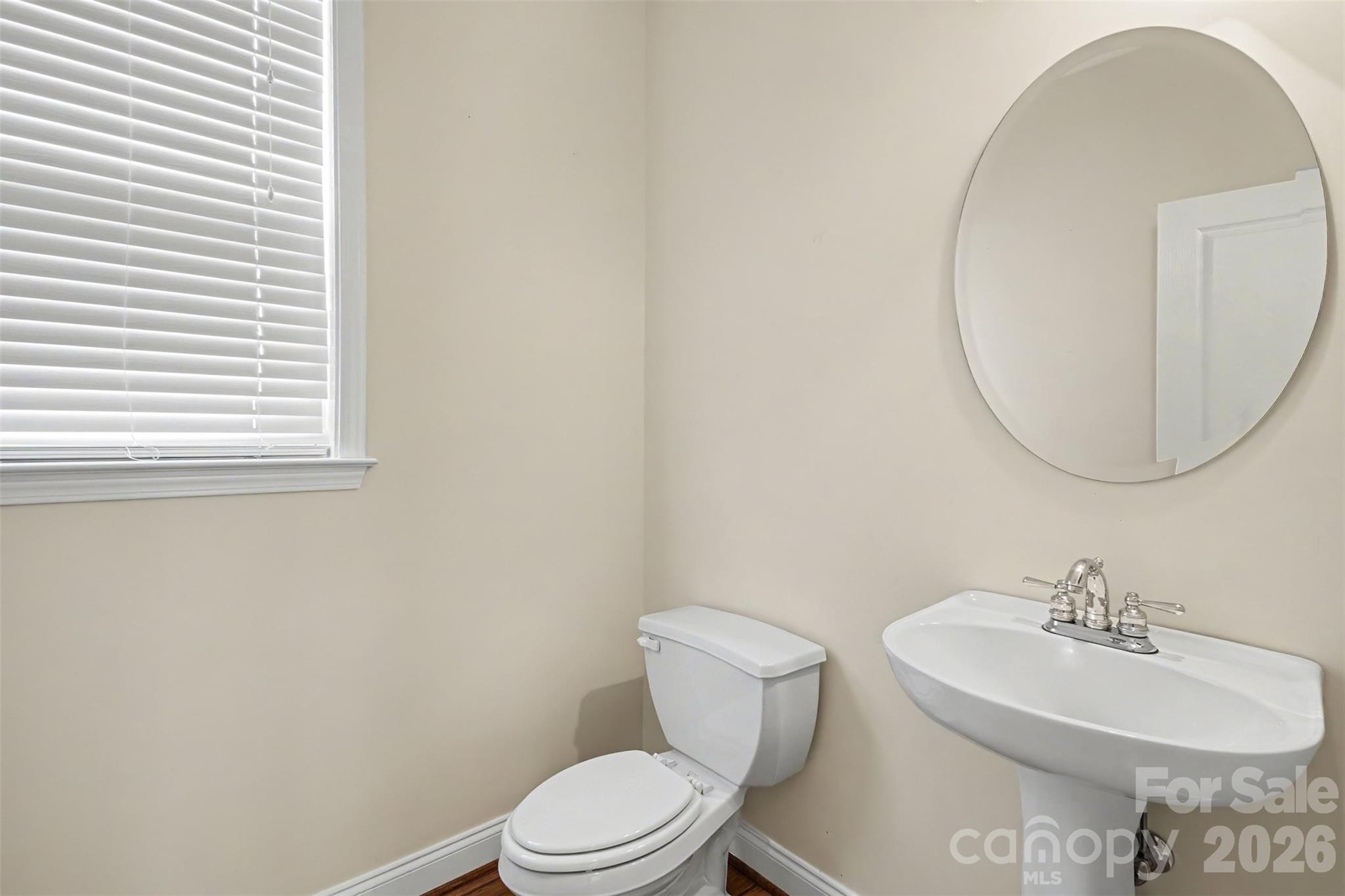 9910 Westmoreland Road Property Photo 27