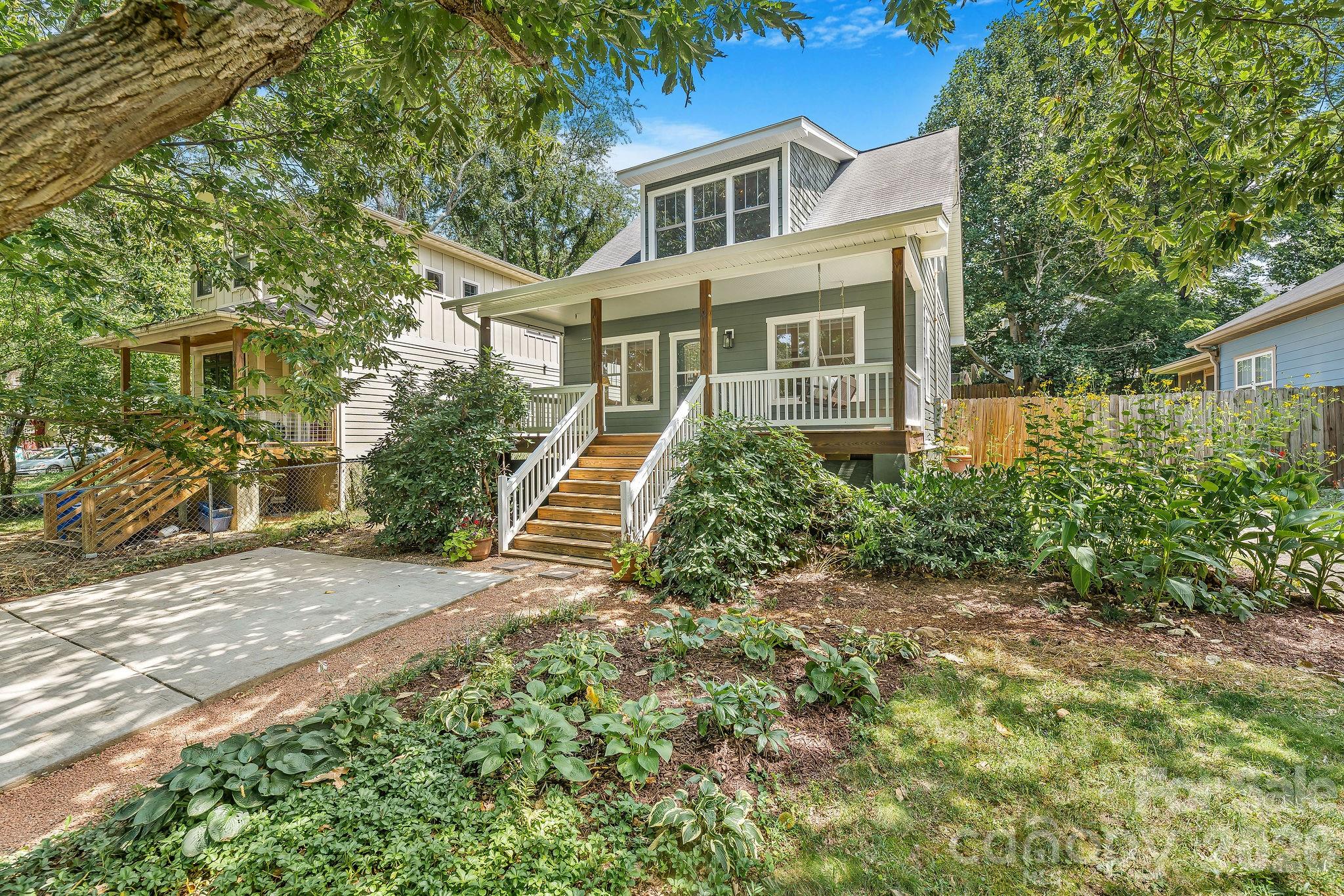 92 Martin Avenue A Property Photo 1