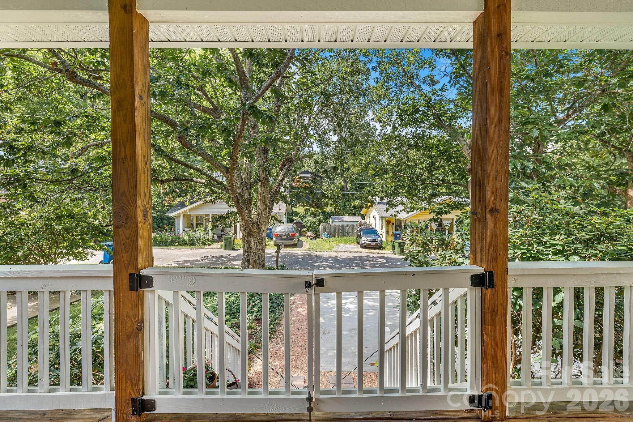 92 Martin Avenue A Property Photo 9