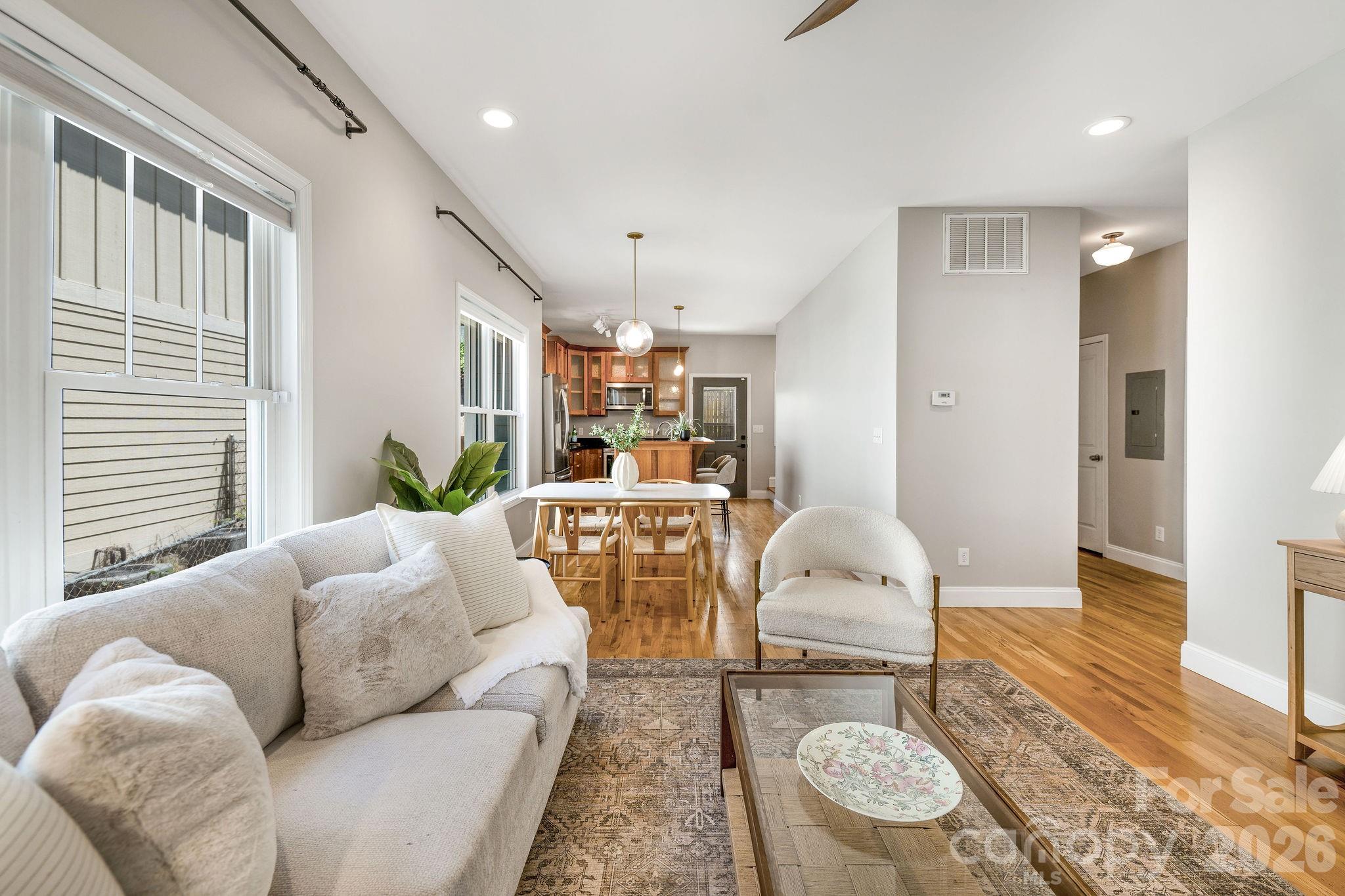 92 Martin Avenue A Property Photo 12