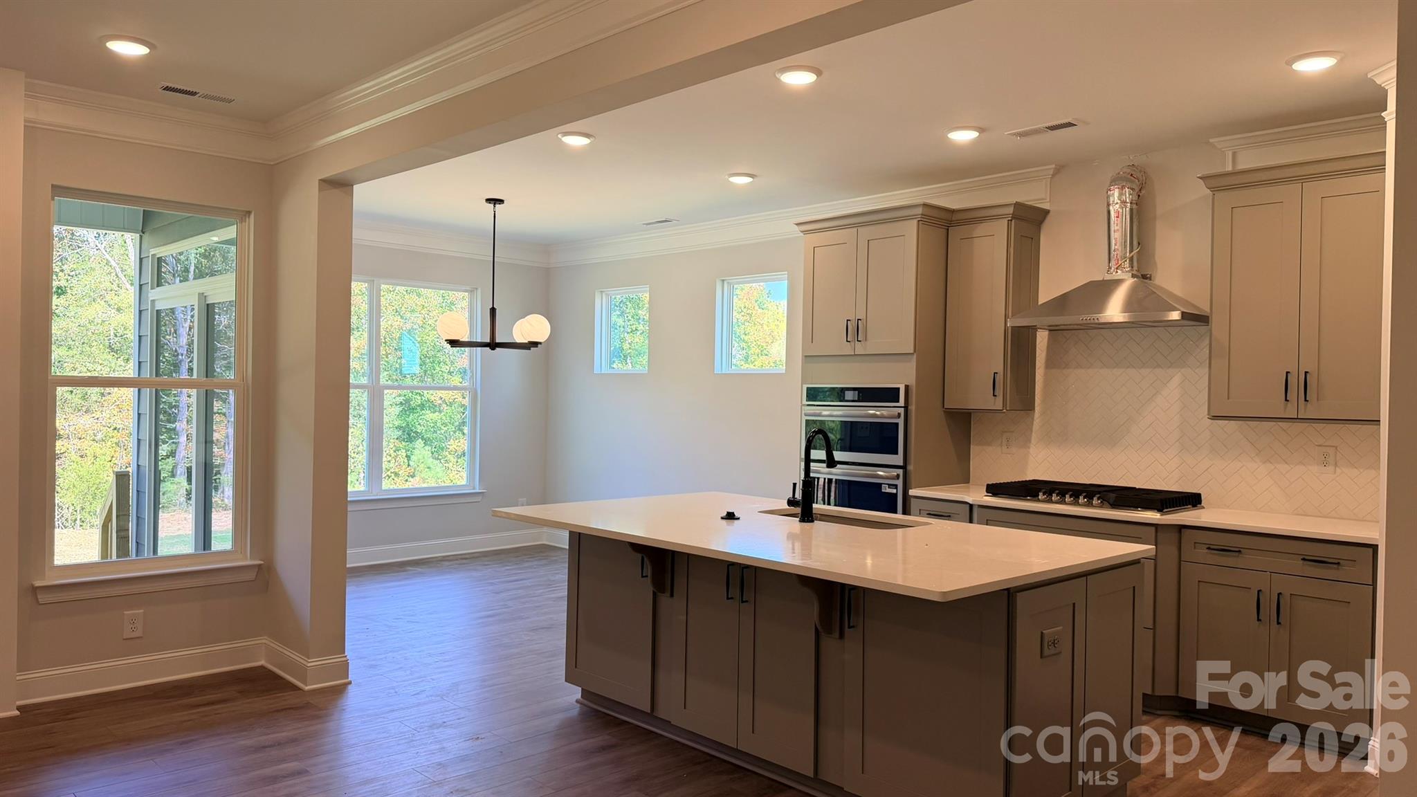 535 Cambria Street Property Photo 6