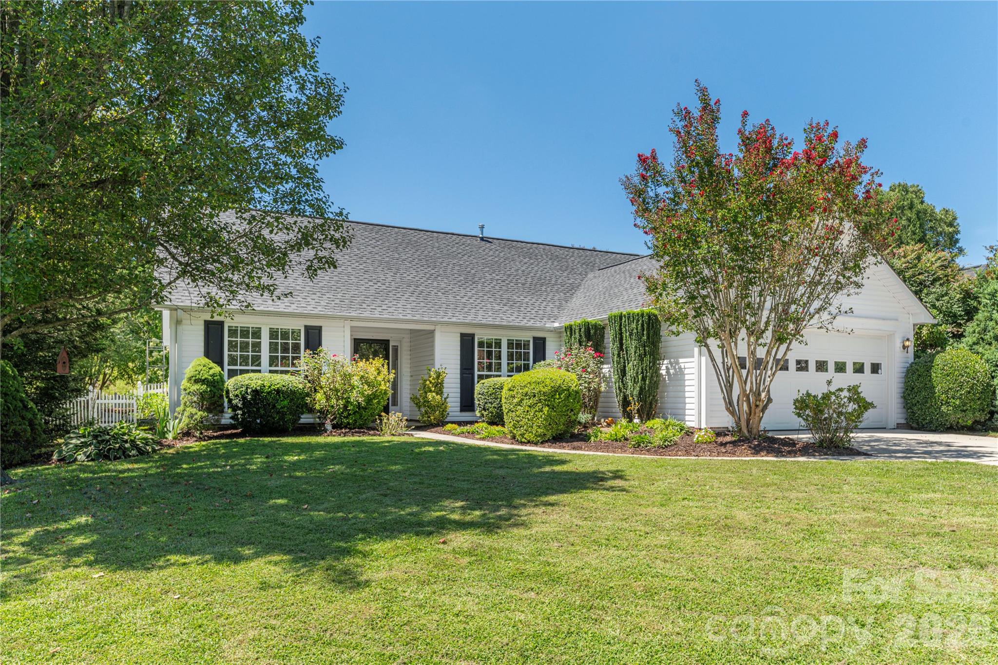 328 Planters Creek Road Property Photo 2