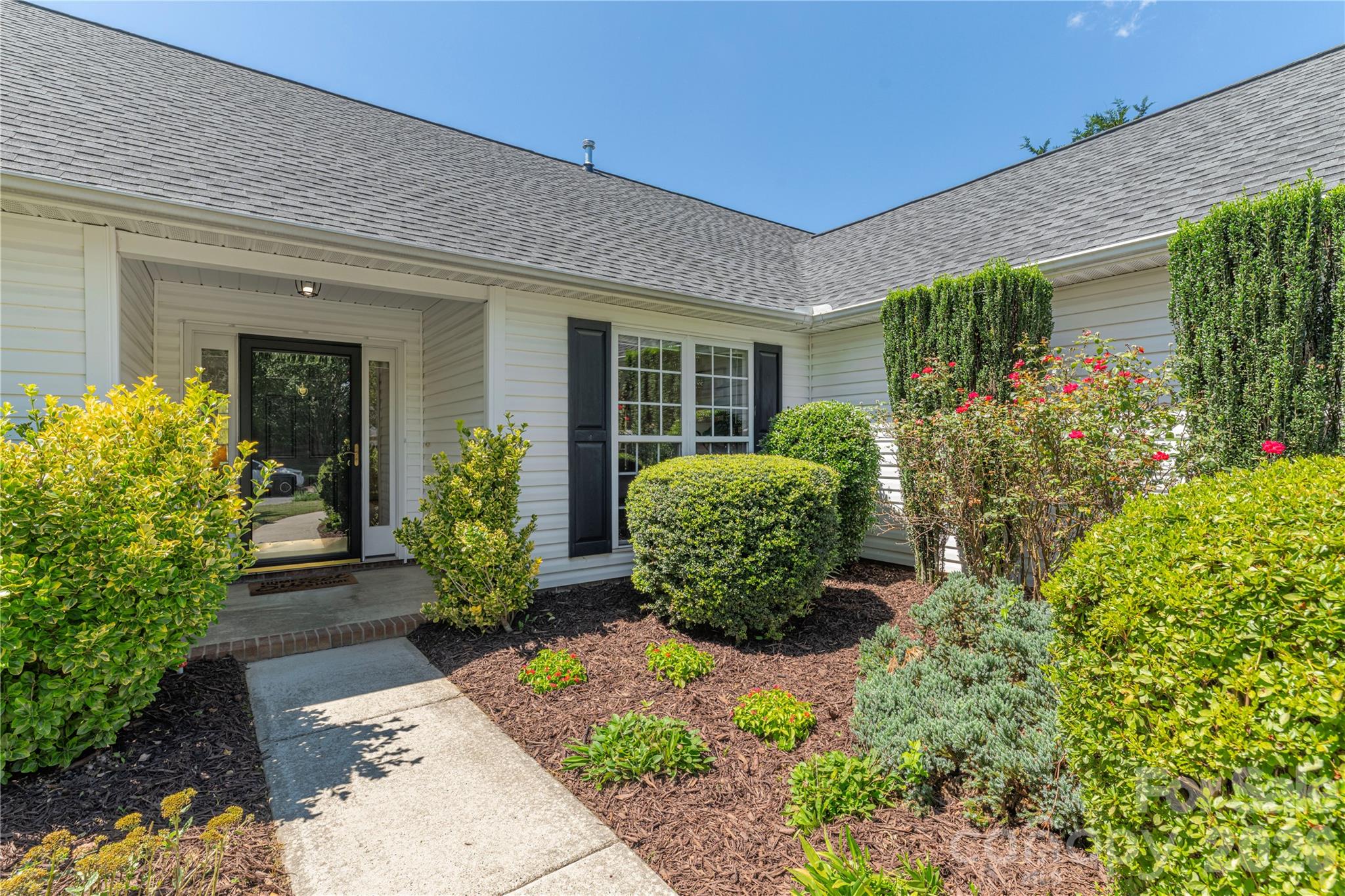 328 Planters Creek Road Property Photo 4