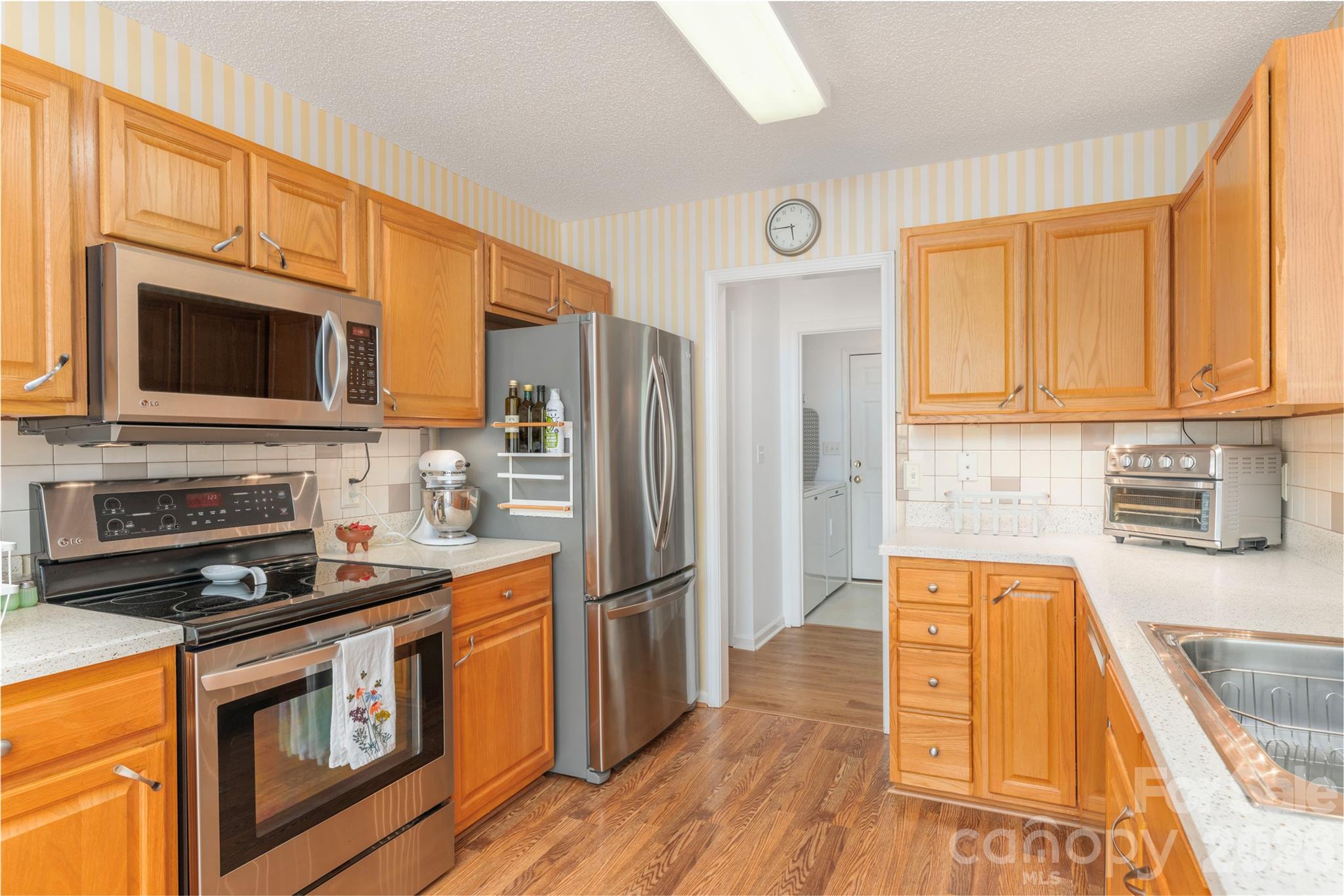 328 Planters Creek Road Property Photo 17
