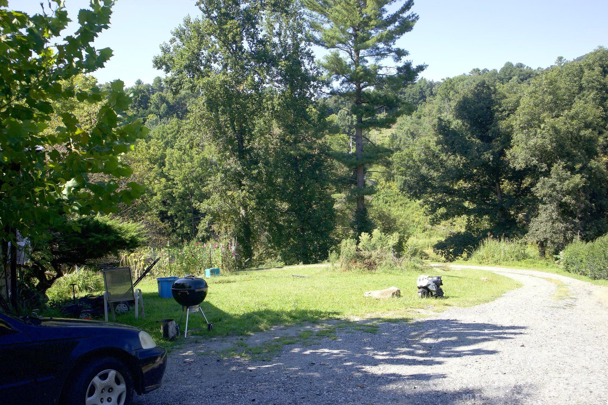 11 Jody Lane Property Photo 6