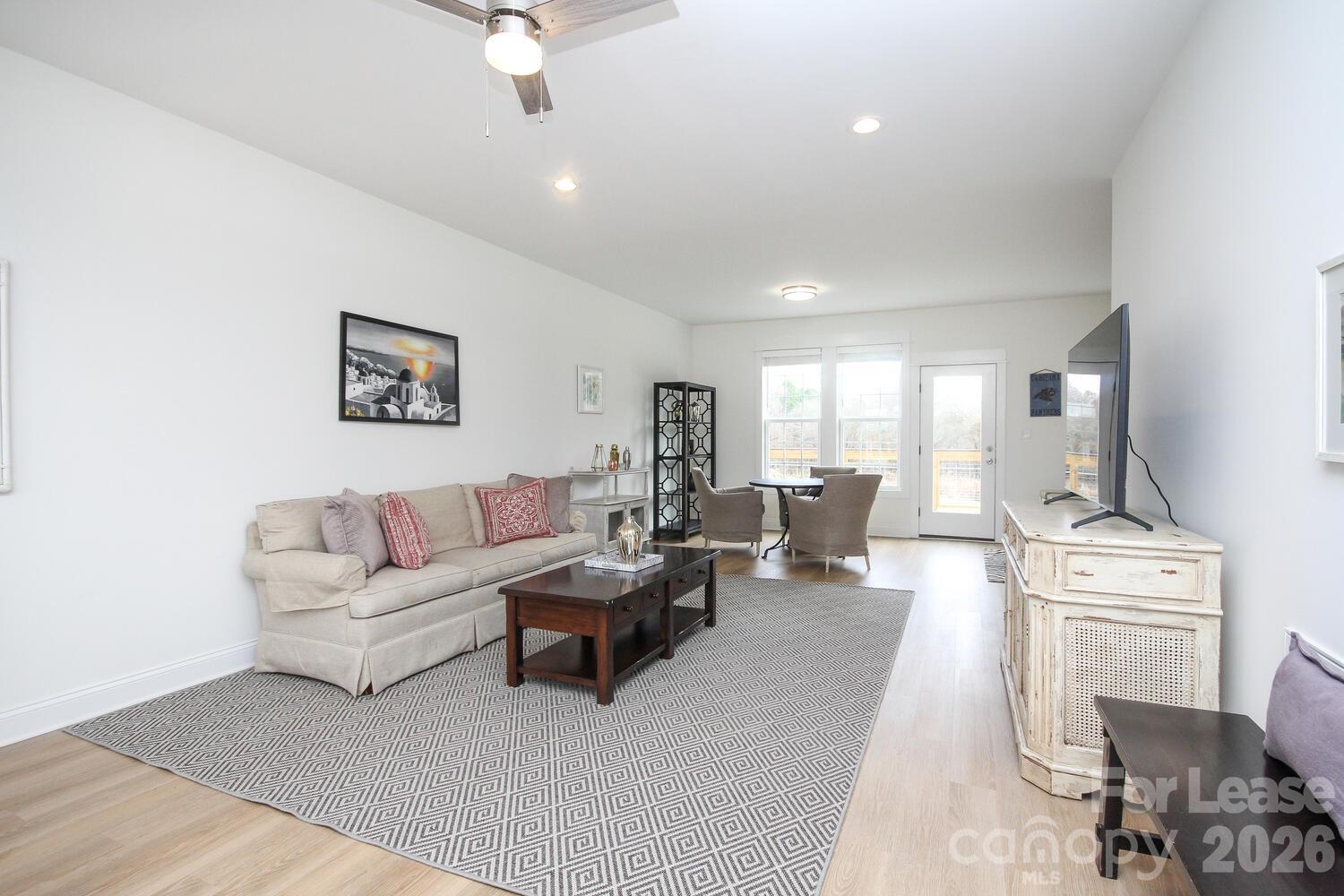 1090 Startown Road Property Photo 6