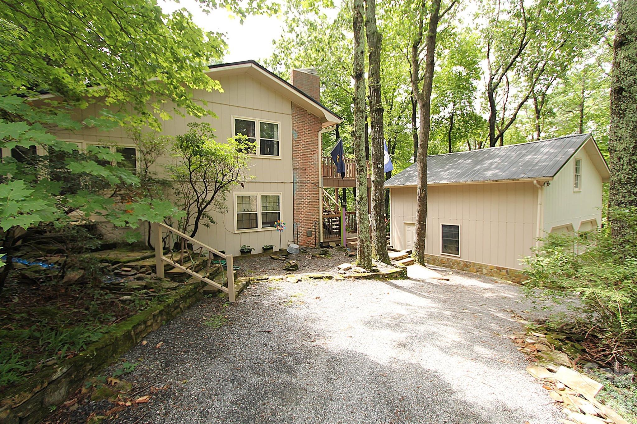 86 Pine Ridge Road Property Photo 1