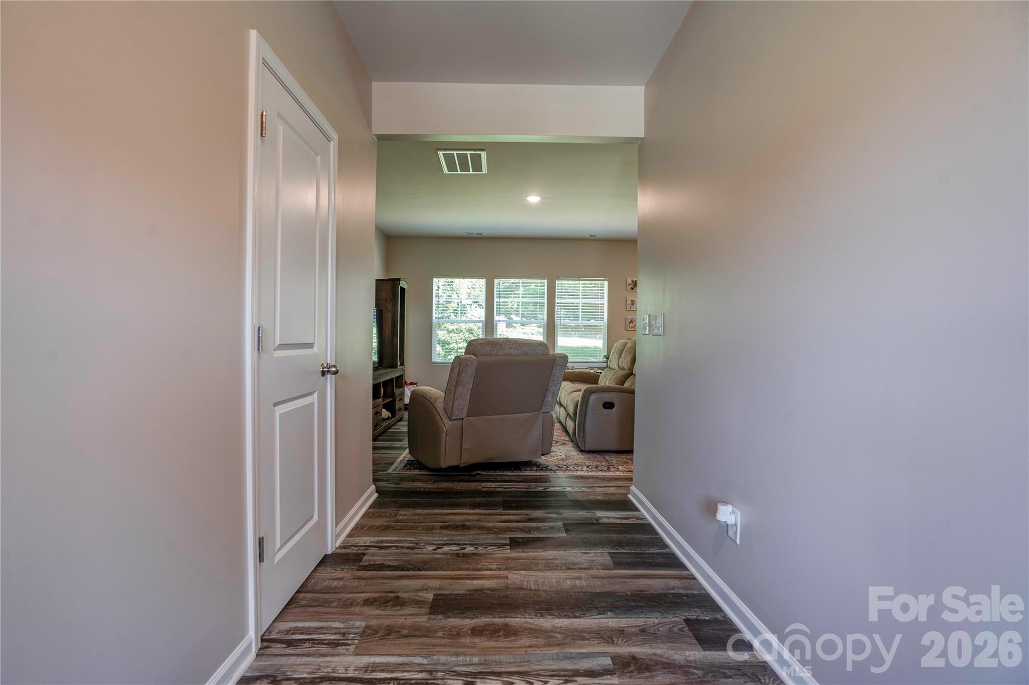 305 Firefly Path Property Photo 5