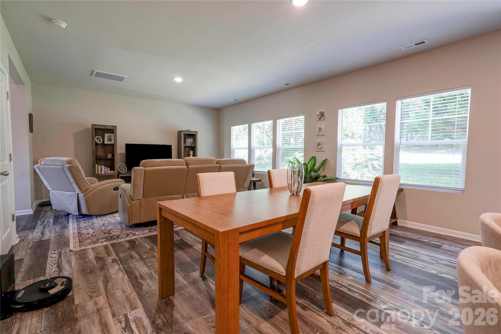 305 Firefly Path Property Photo 8