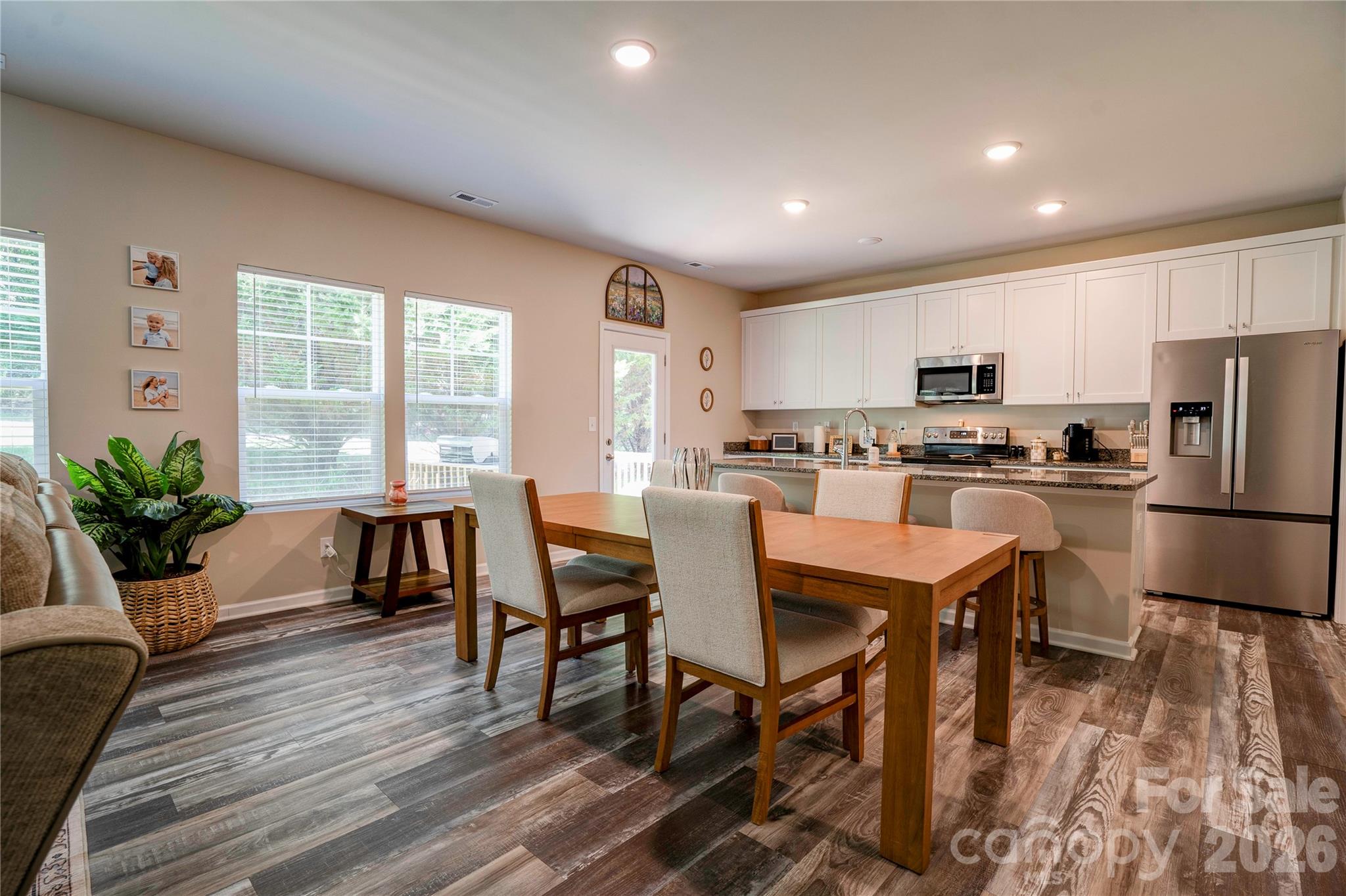 305 Firefly Path Property Photo 9