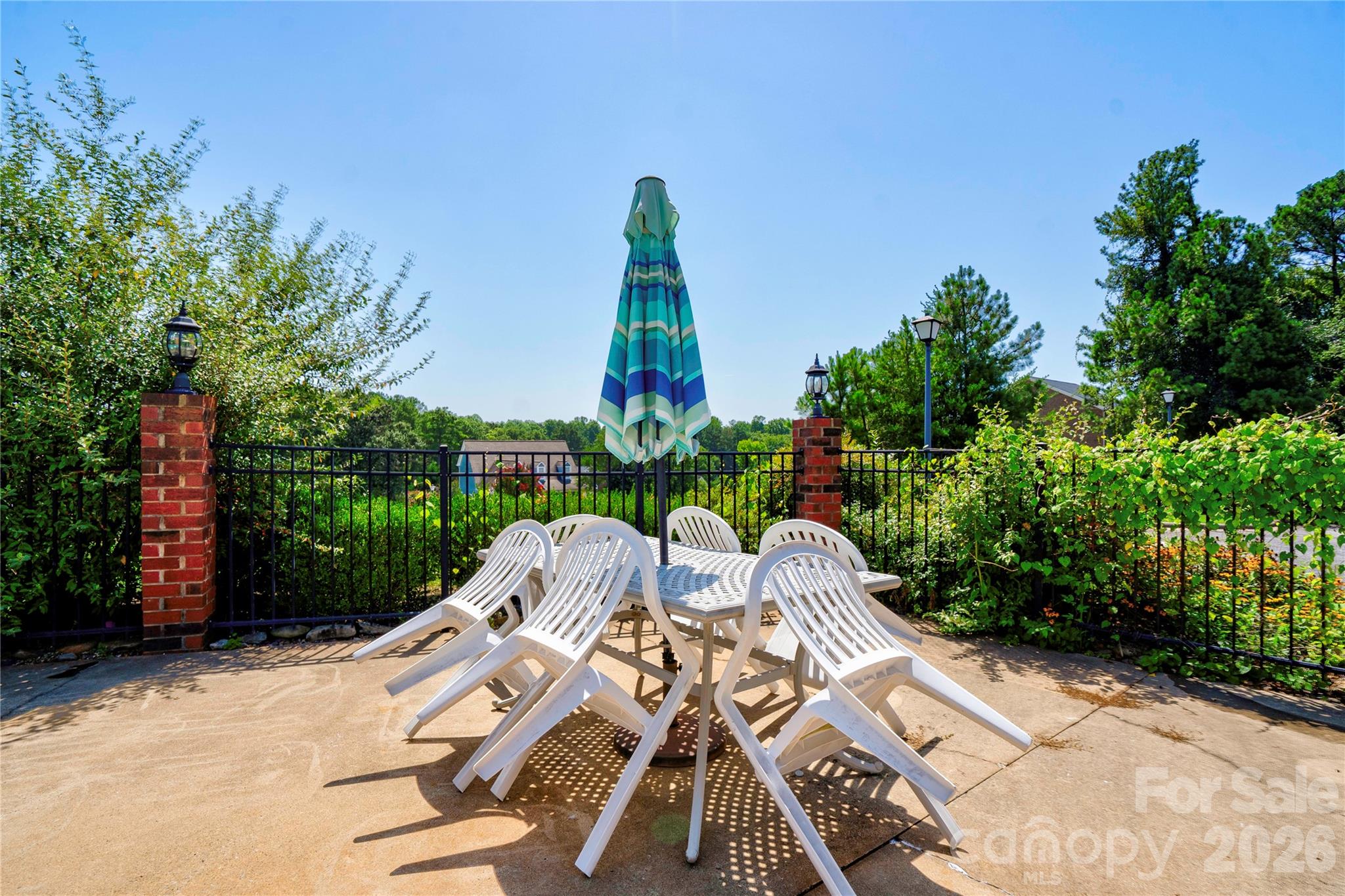 305 Firefly Path Property Photo 44