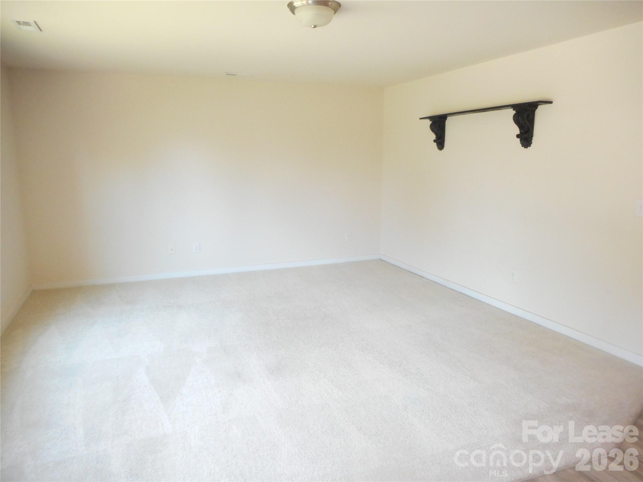 7156 Pitzer Drive Property Photo 8
