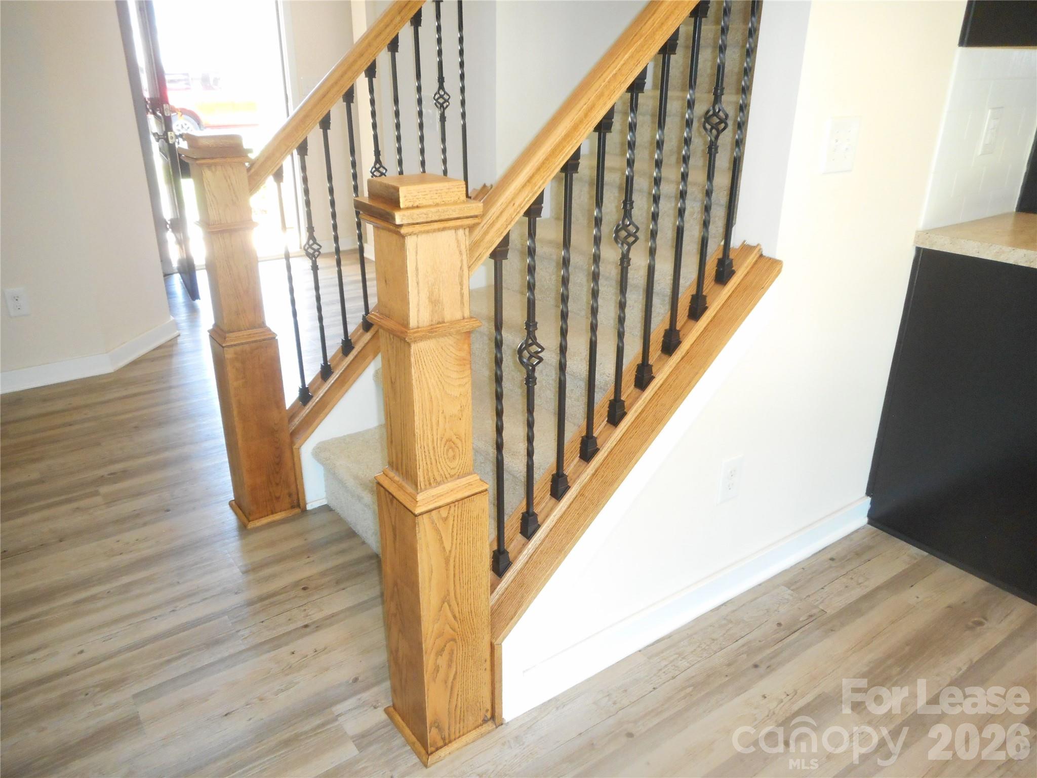 7156 Pitzer Drive Property Photo 9
