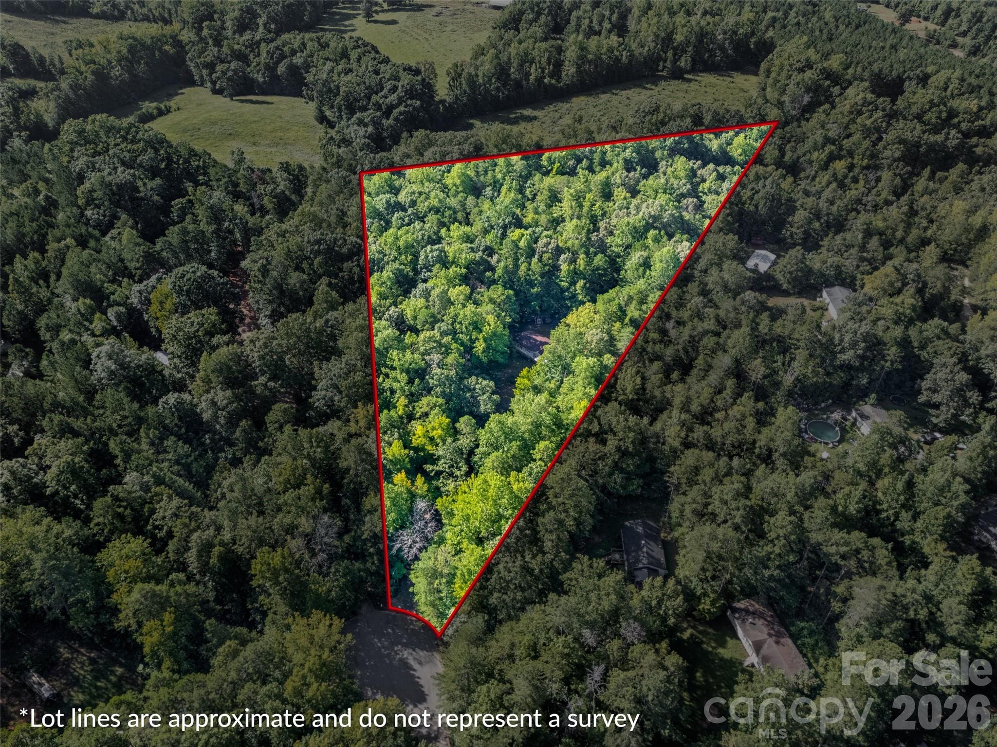 1475 Smith Woods Lane Property Photo 2