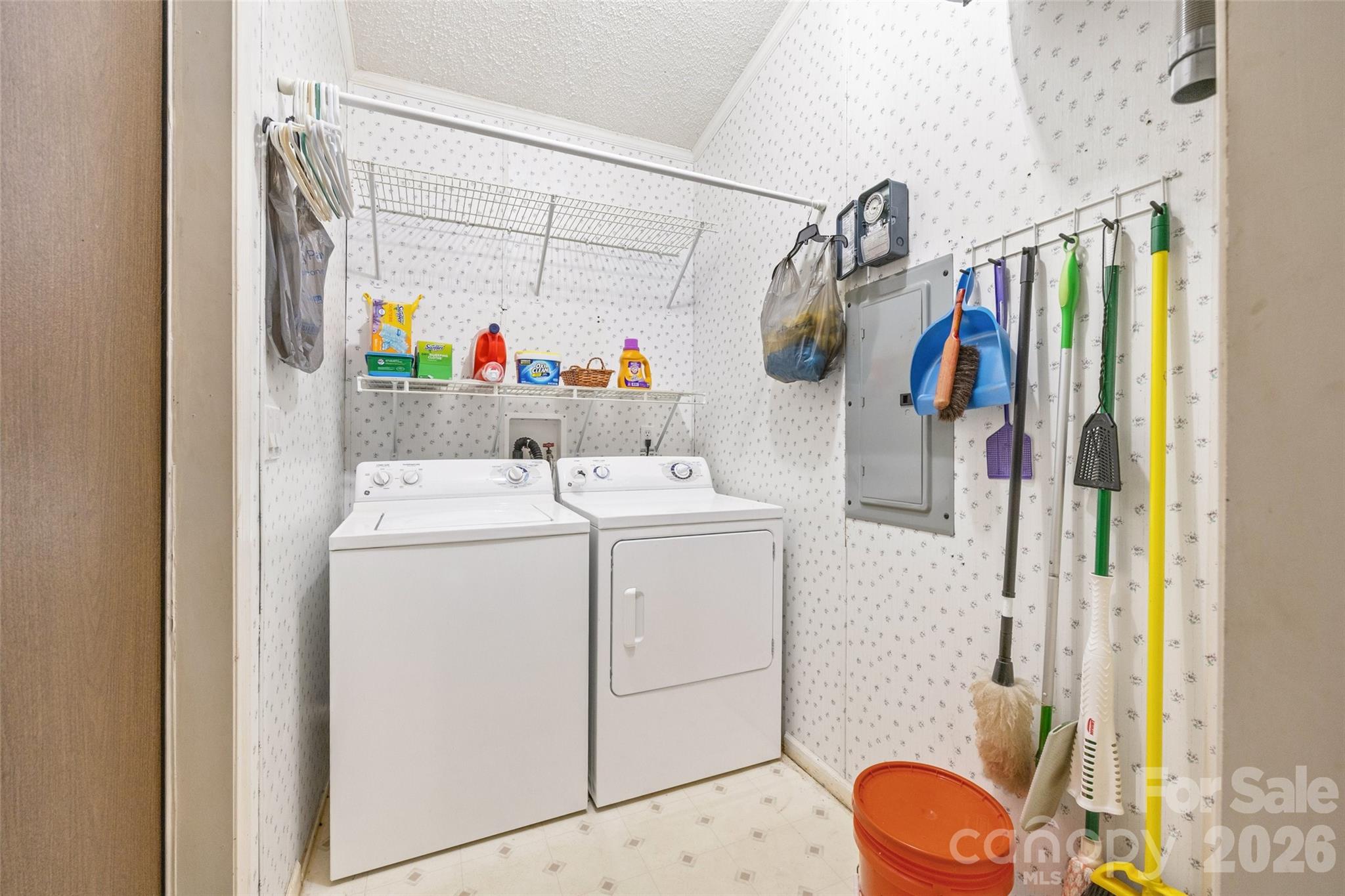 1475 Smith Woods Lane Property Photo 12