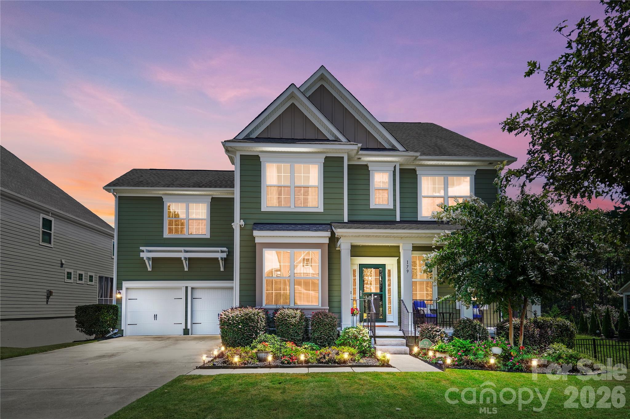 179 Sweet Briar Drive Property Photo 1