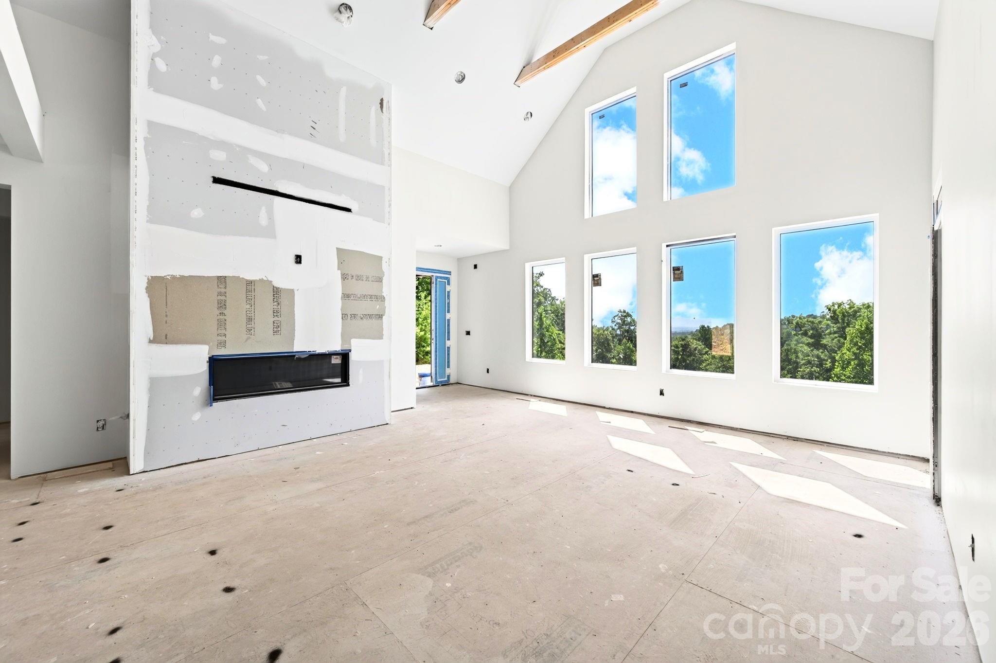 158 Twin Courts Drive Property Photo 11