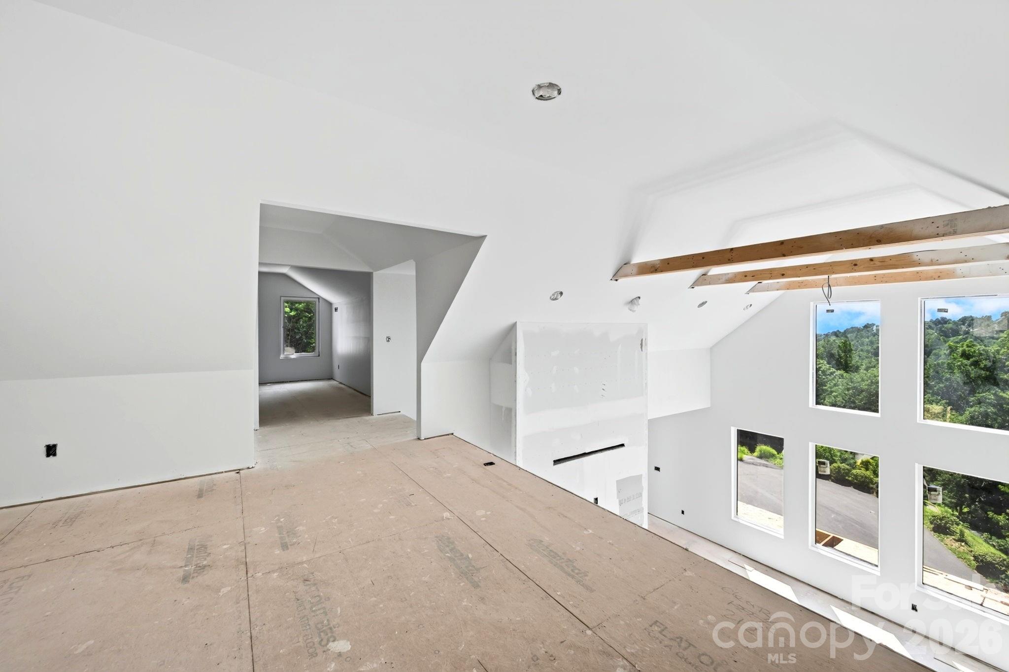 158 Twin Courts Drive Property Photo 16