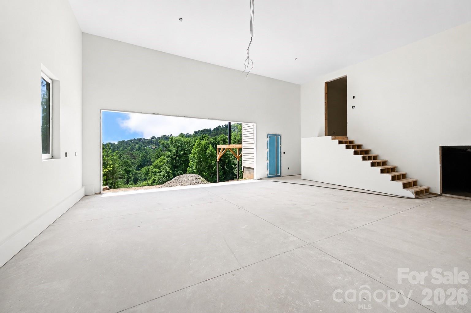 158 Twin Courts Drive Property Photo 22