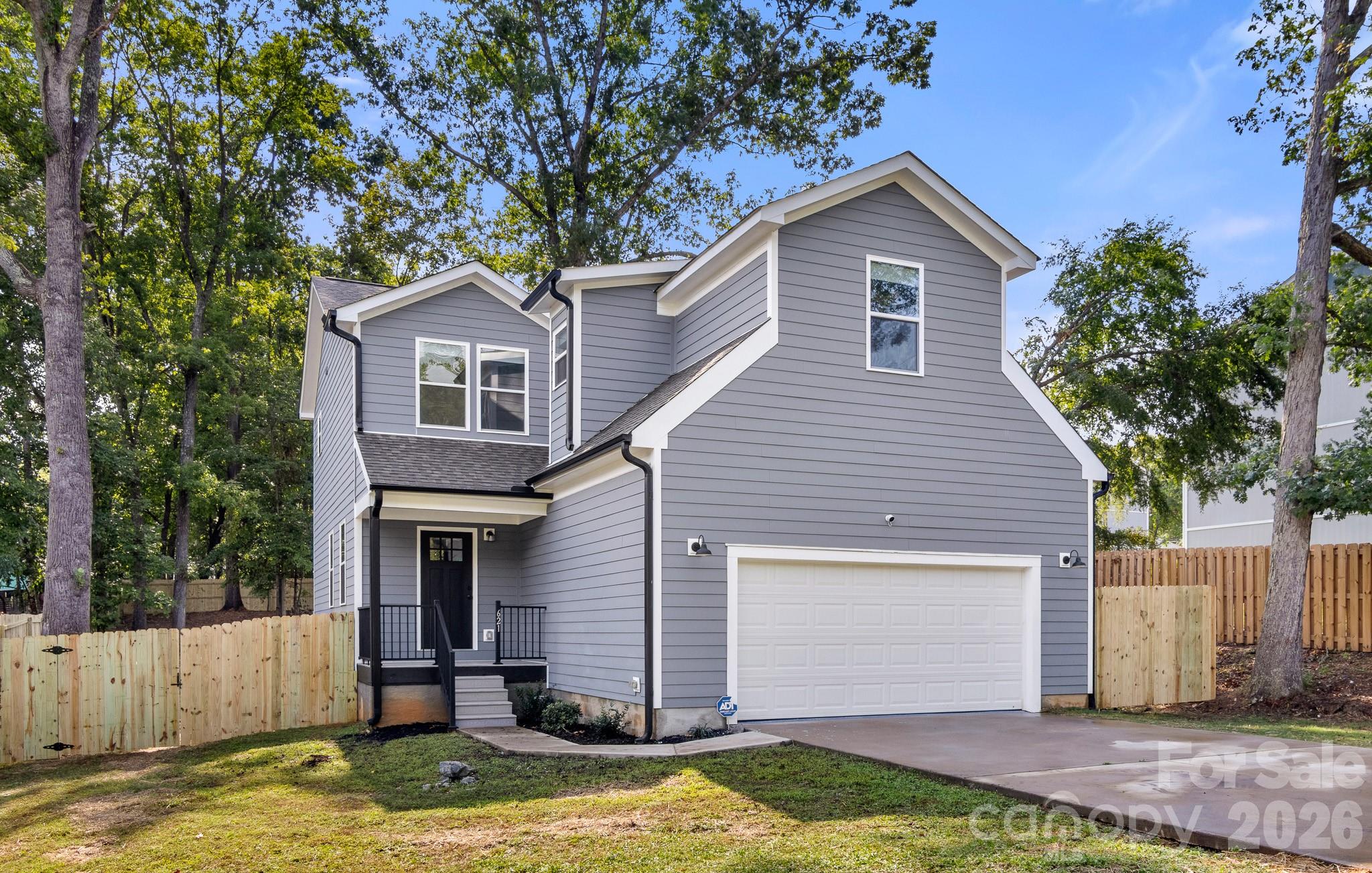 621 Norland Avenue 2 Property Photo 1