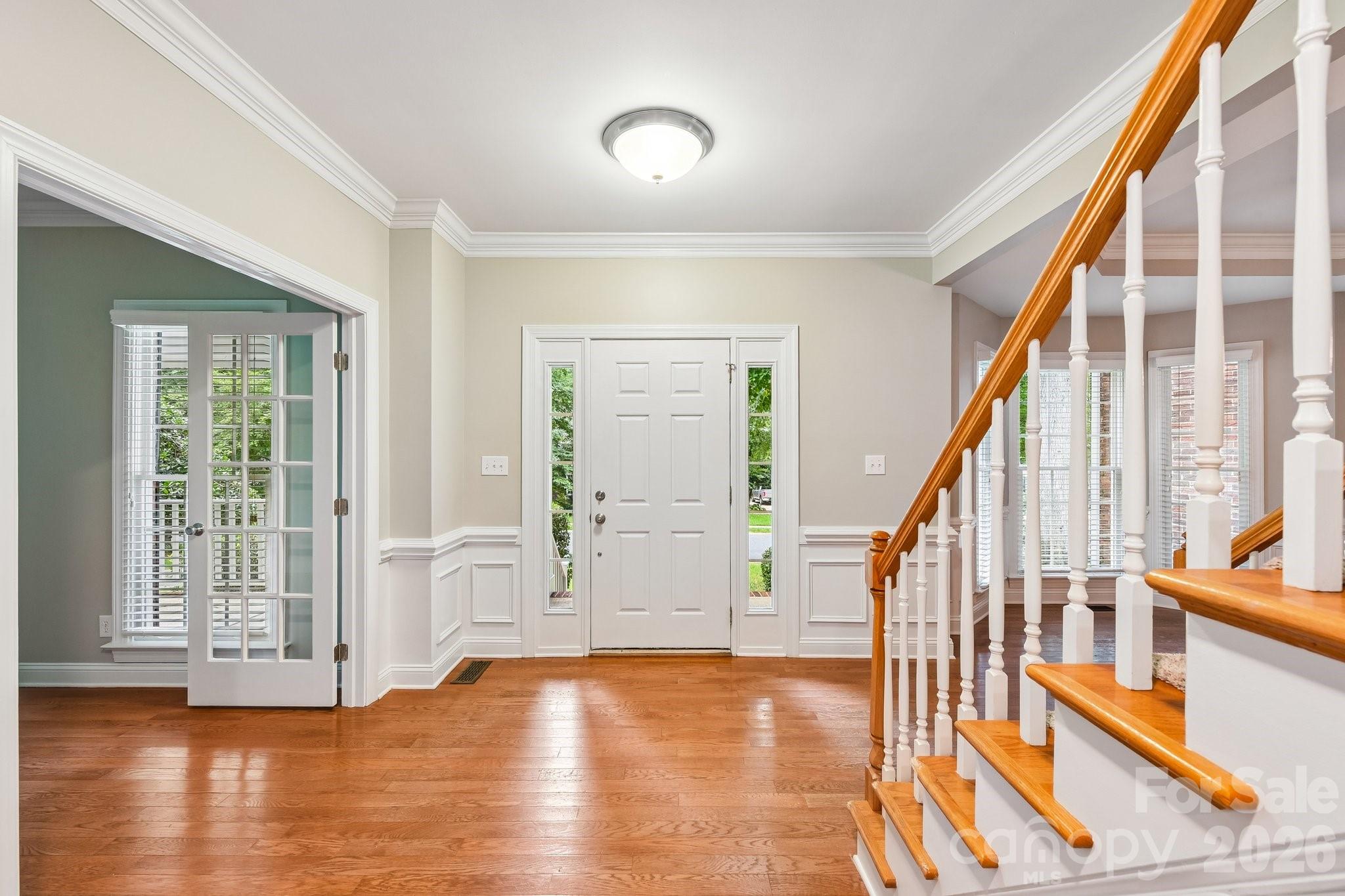 4123 Mountain Cove Drive Property Photo 3