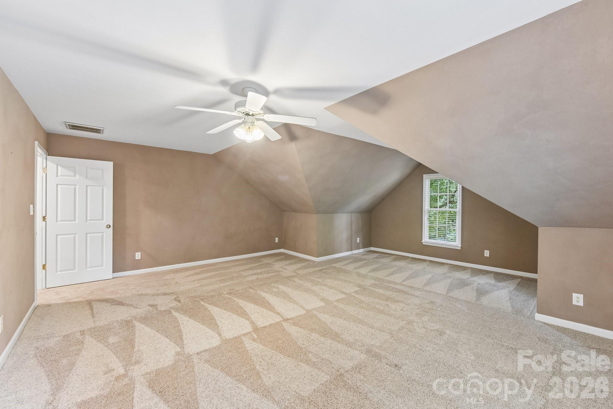 4123 Mountain Cove Drive Property Photo 26