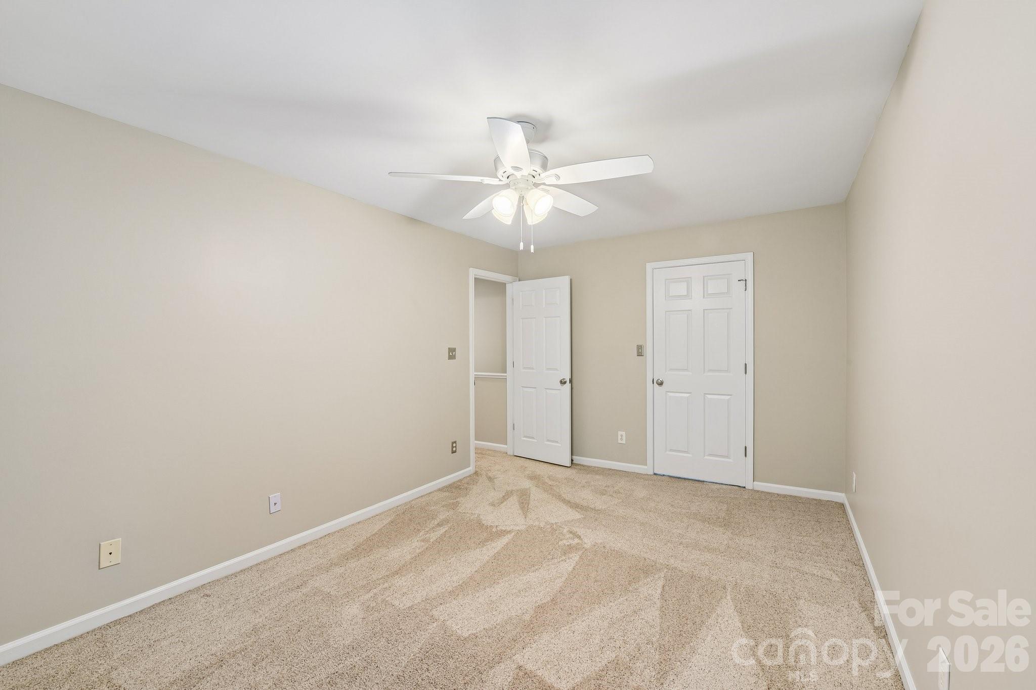 4123 Mountain Cove Drive Property Photo 29