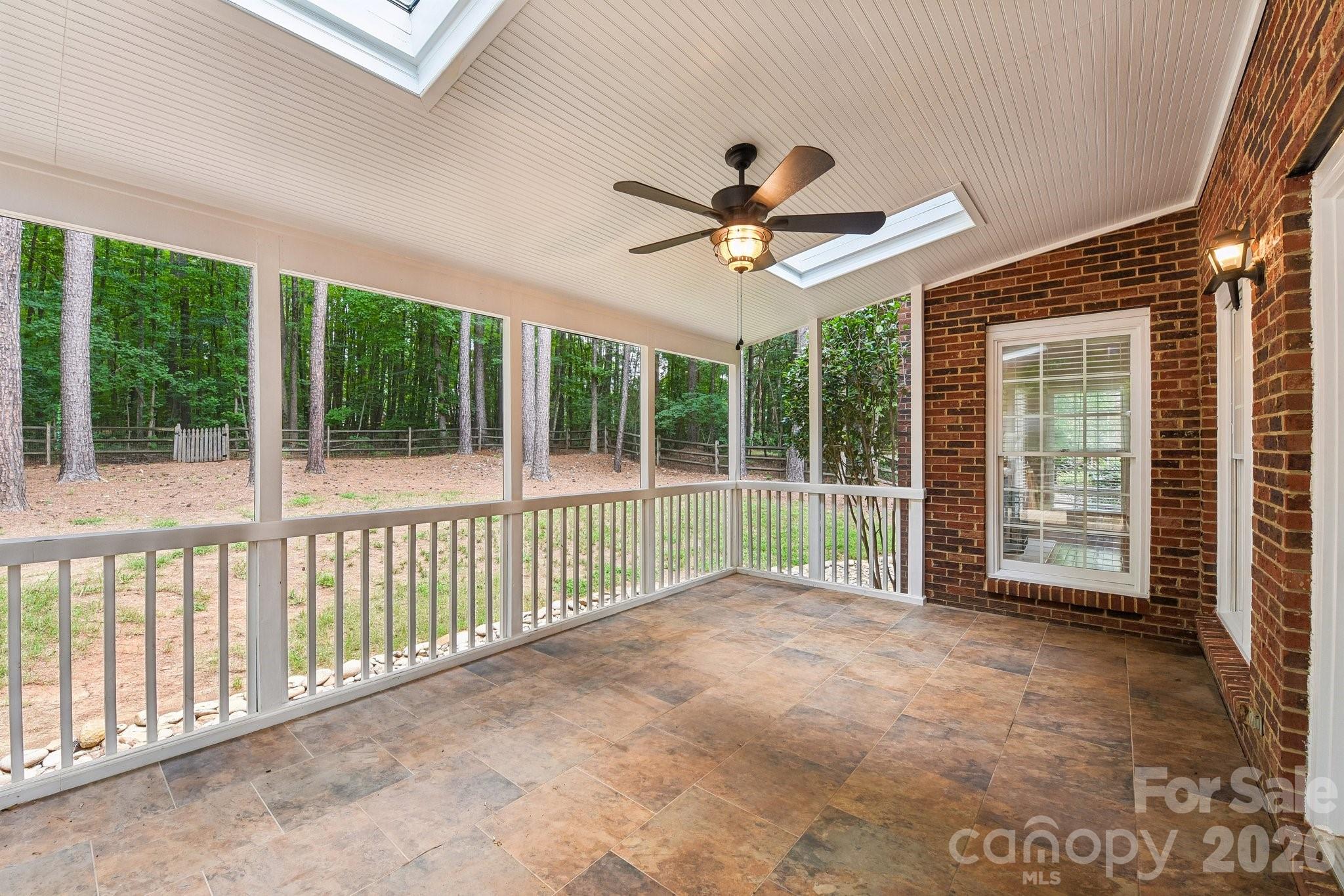 4123 Mountain Cove Drive Property Photo 32