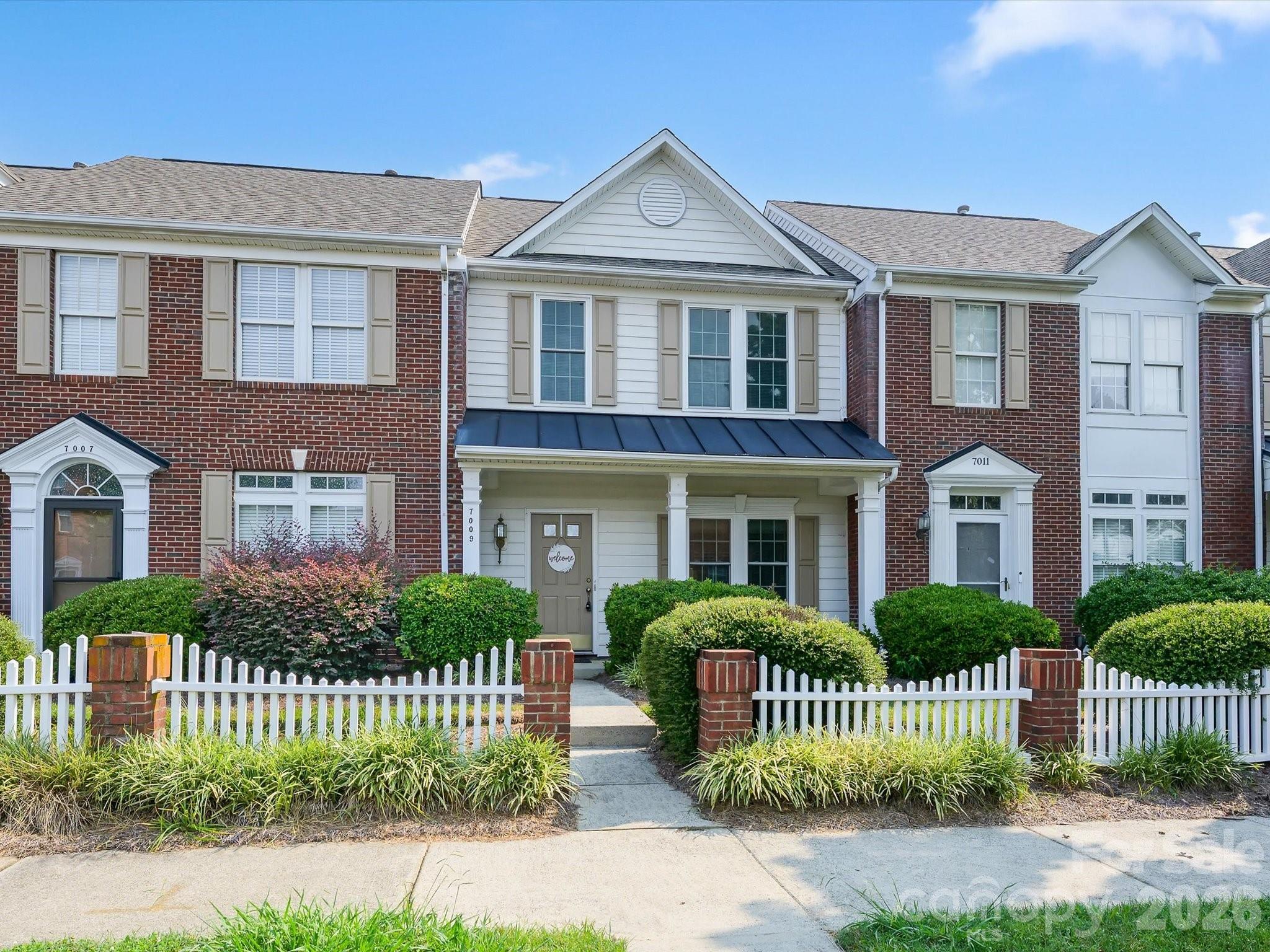 7009 Creft Circle Property Photo 1