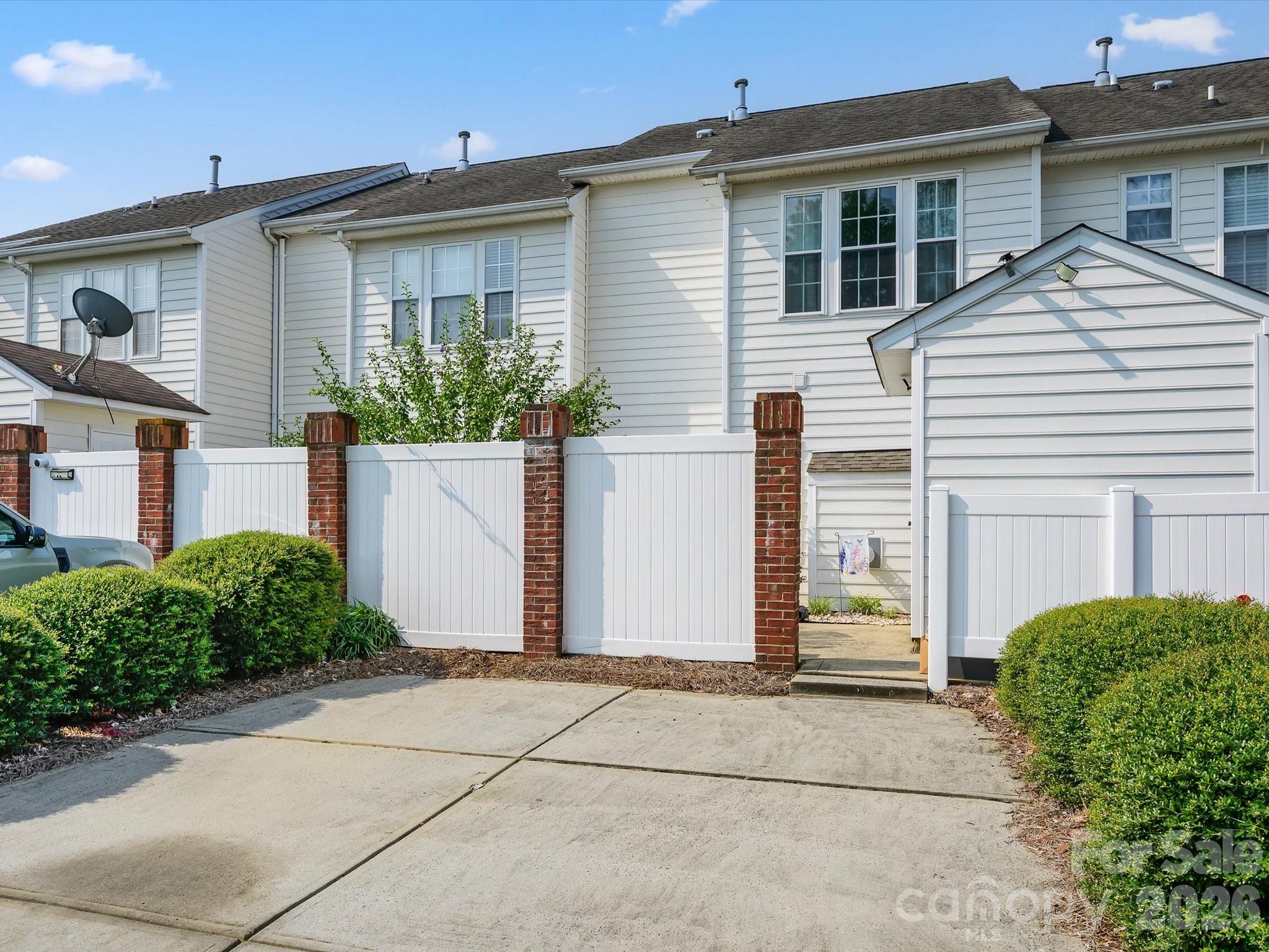 7009 Creft Circle Property Photo 28