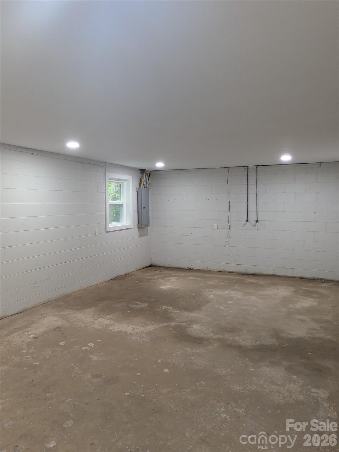 1002 Hemlock Drive Property Photo 39