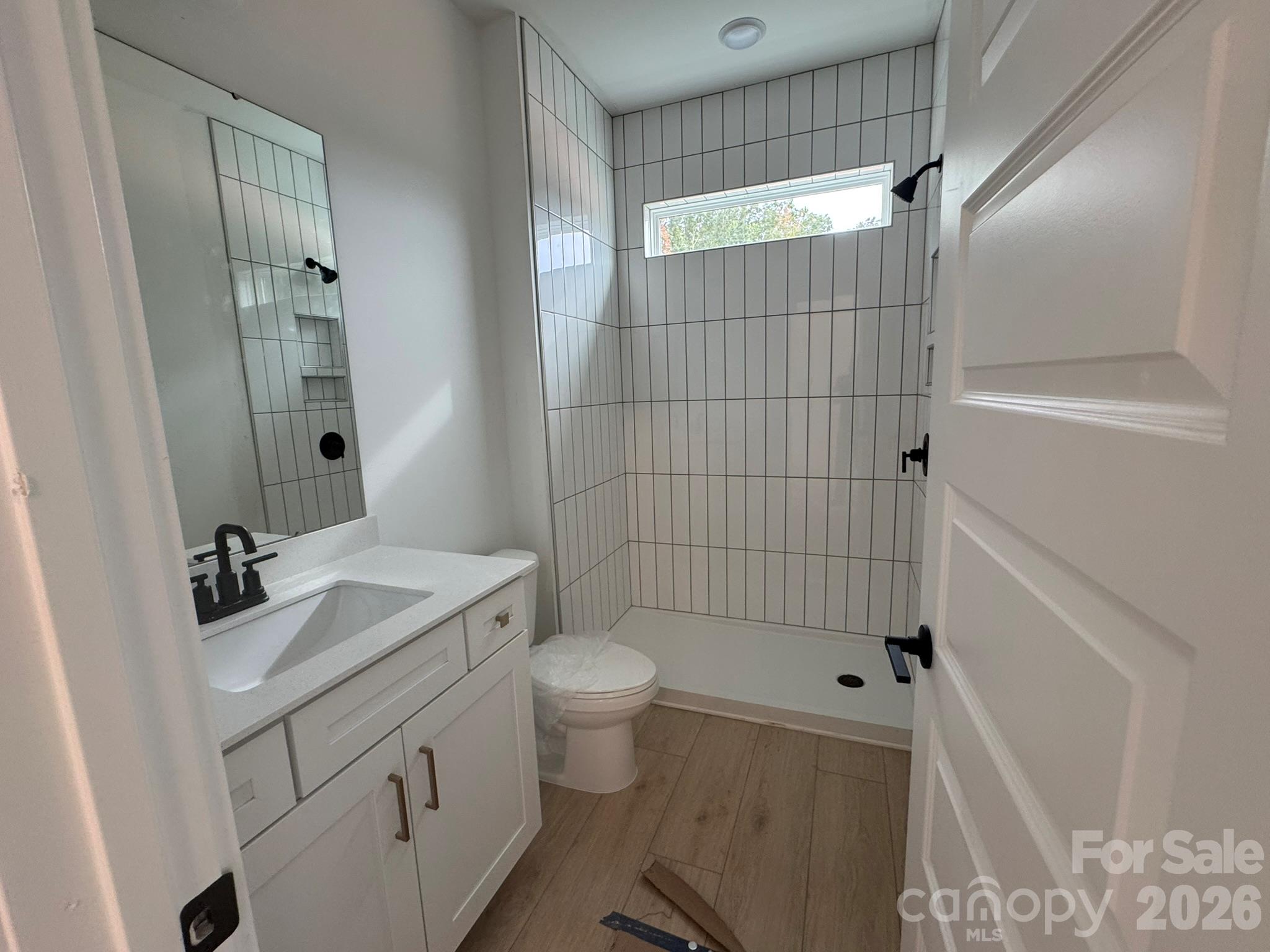 5087 Mclaughlin Loop Property Photo 5