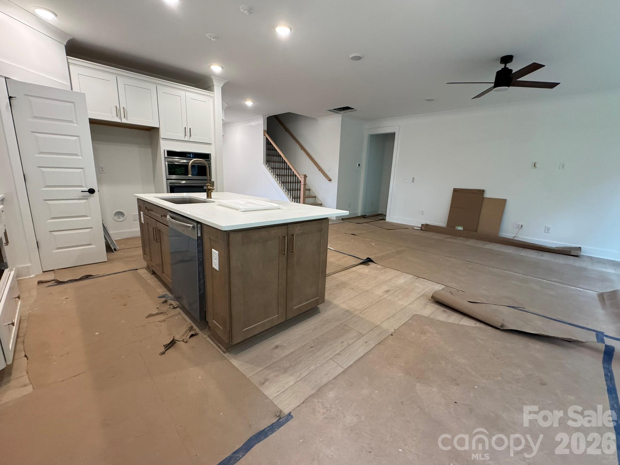 5087 Mclaughlin Loop Property Photo 7