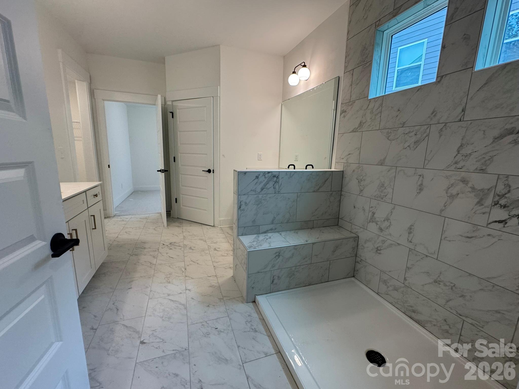 5087 Mclaughlin Loop Property Photo 9