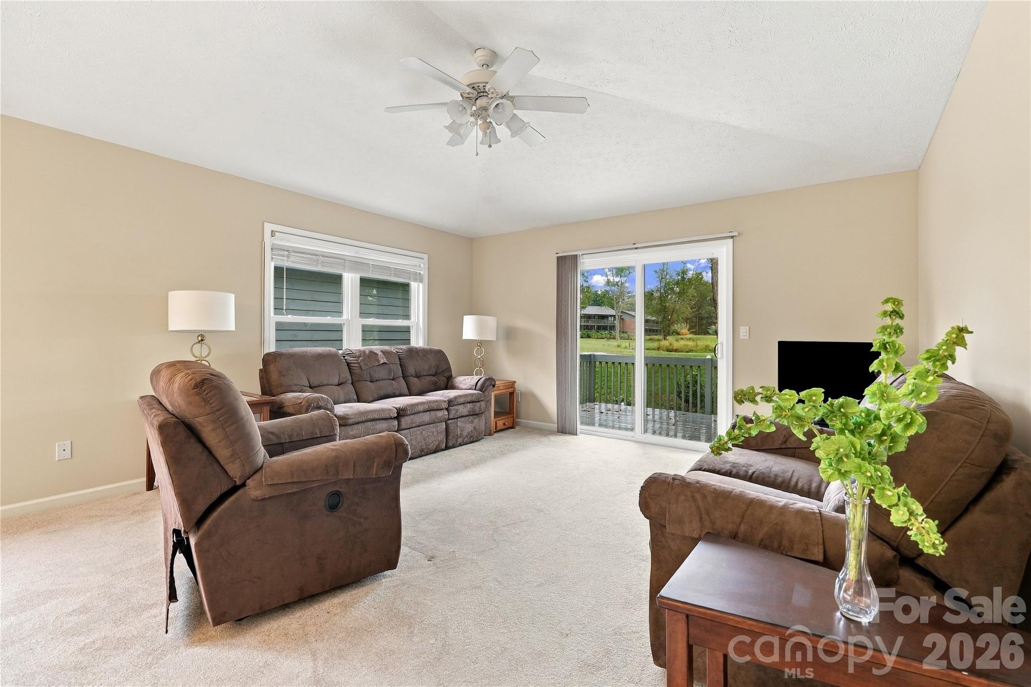 53 Southern Fairway Court D2 Property Photo 13