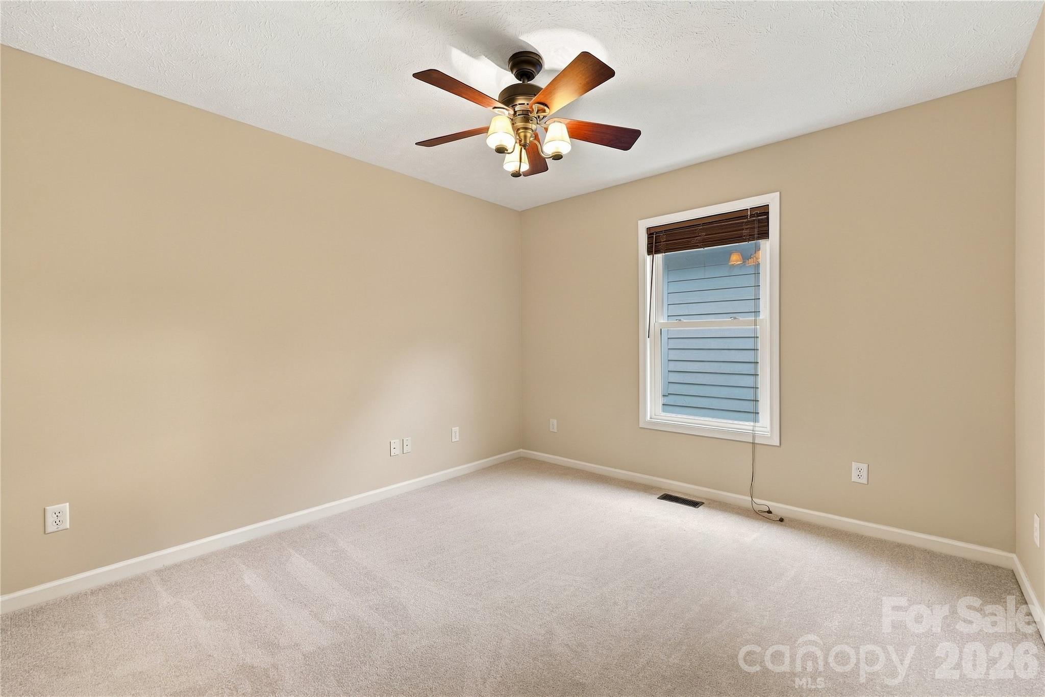 53 Southern Fairway Court D2 Property Photo 21
