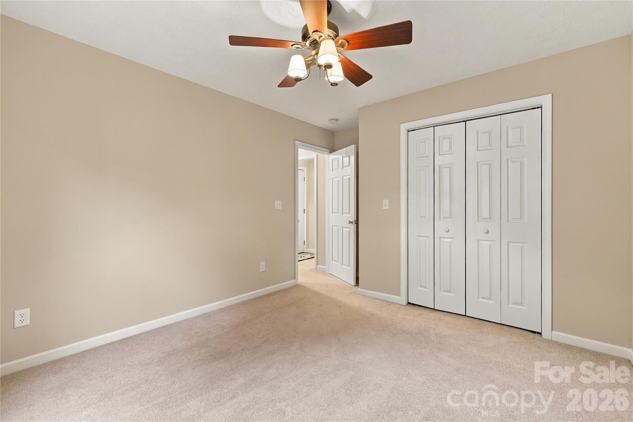 53 Southern Fairway Court D2 Property Photo 22