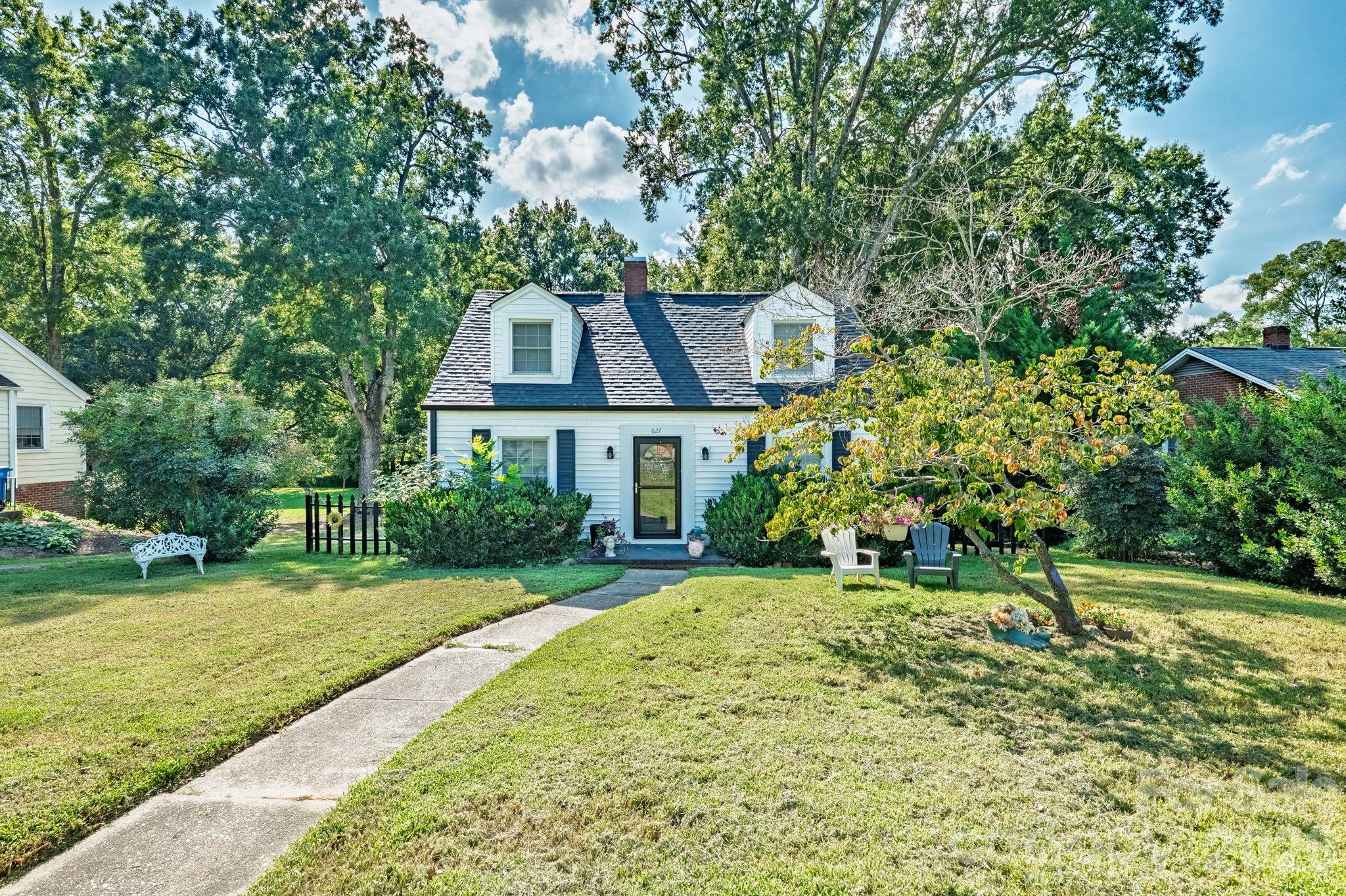 627 N 6th Street Property Photo 4