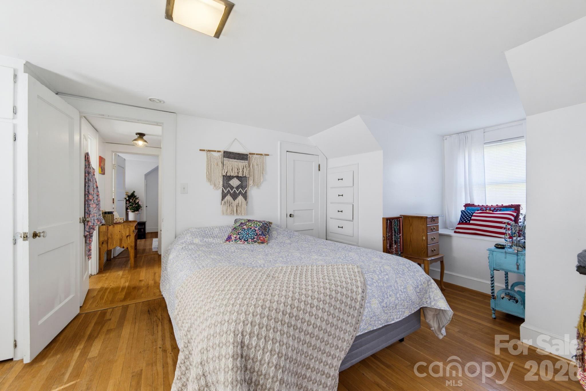 627 N 6th Street Property Photo 15