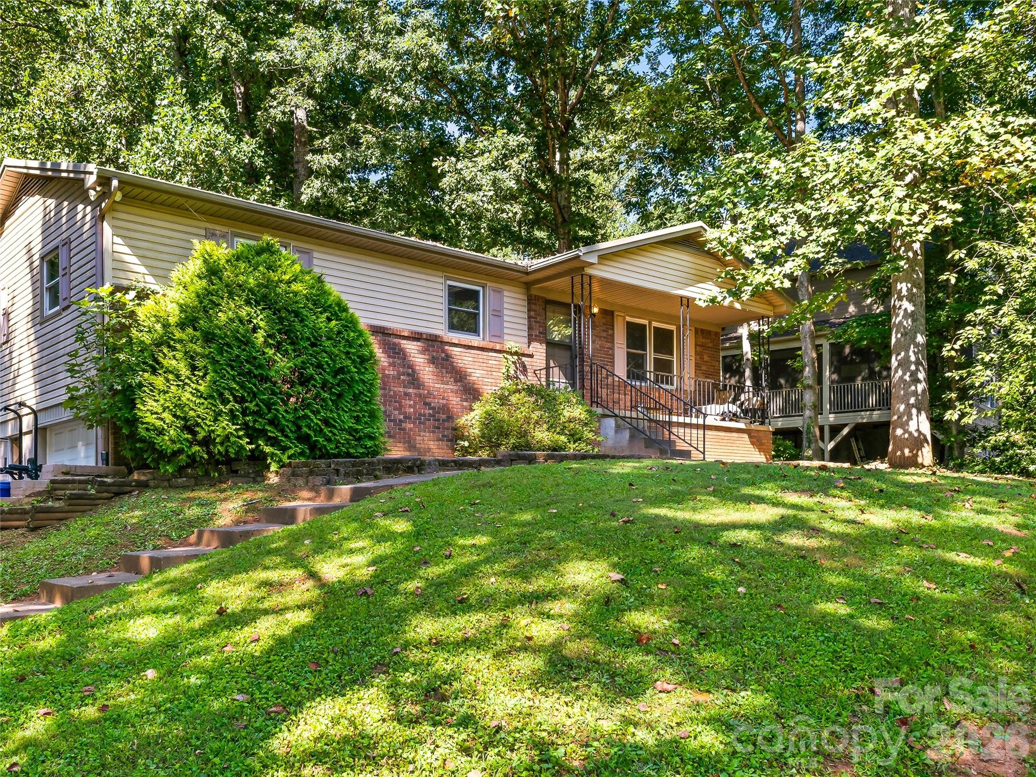 28 Fairhaven Court Property Photo 1