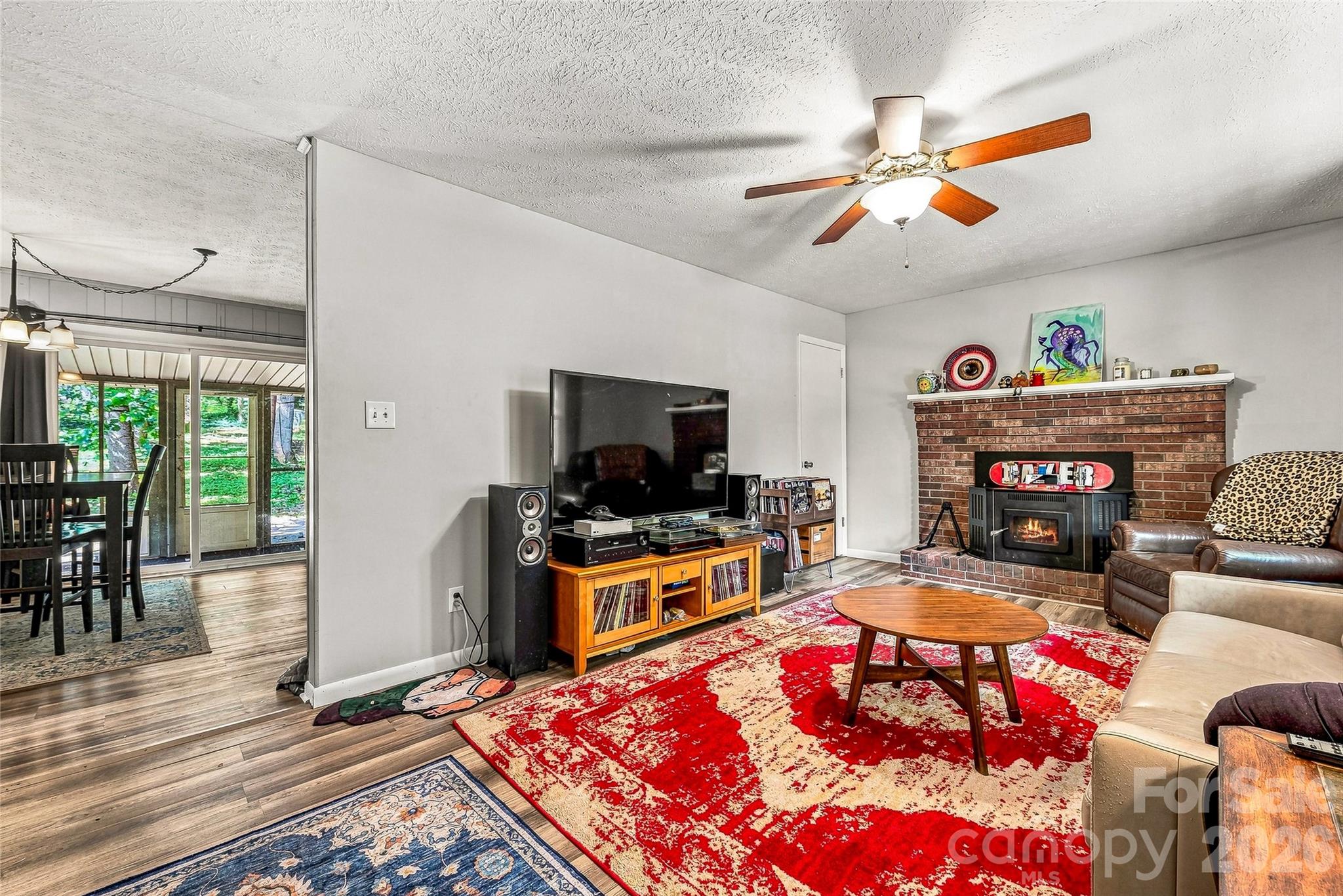 28 Fairhaven Court Property Photo 3