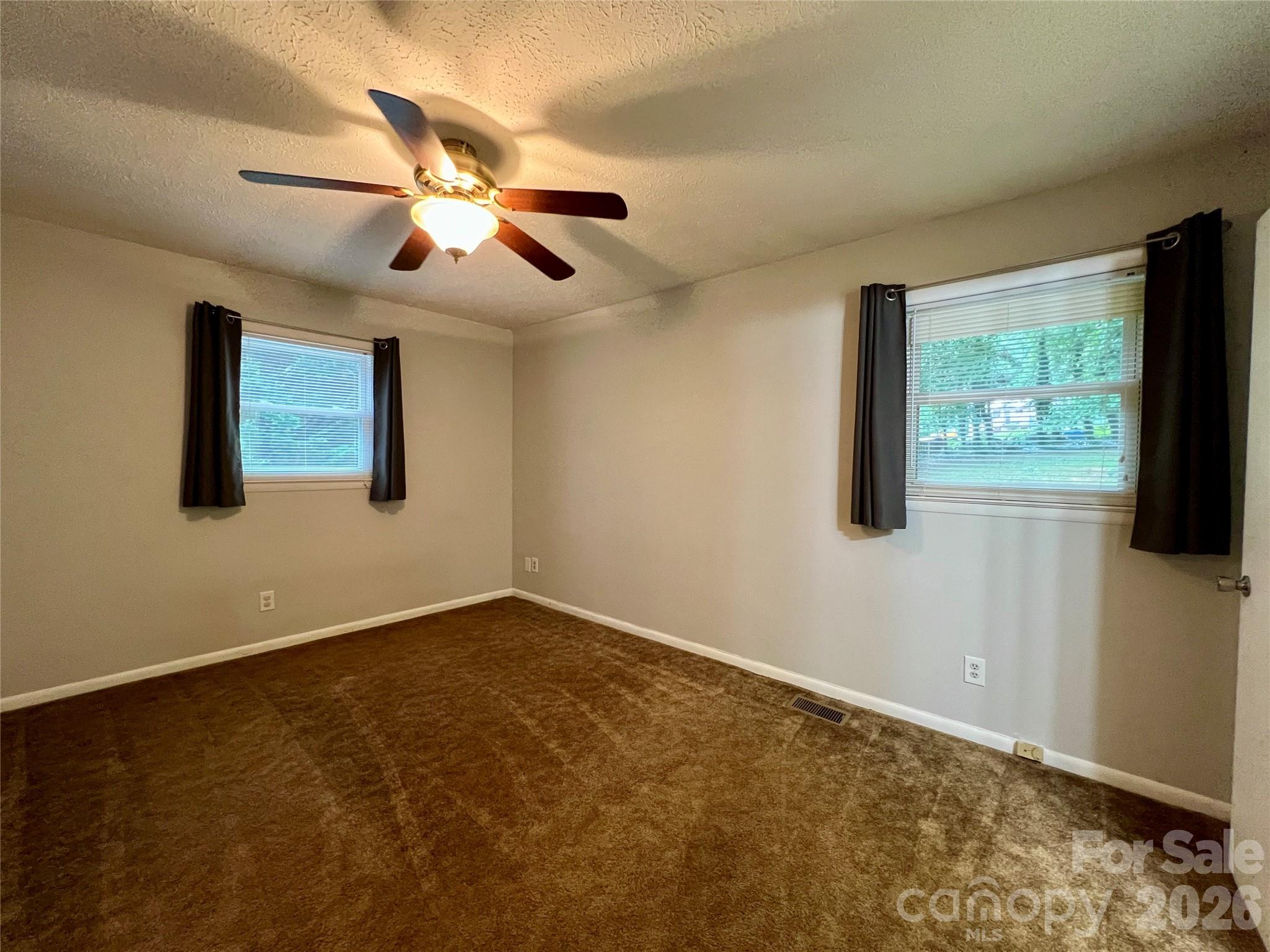 28 Fairhaven Court Property Photo 16