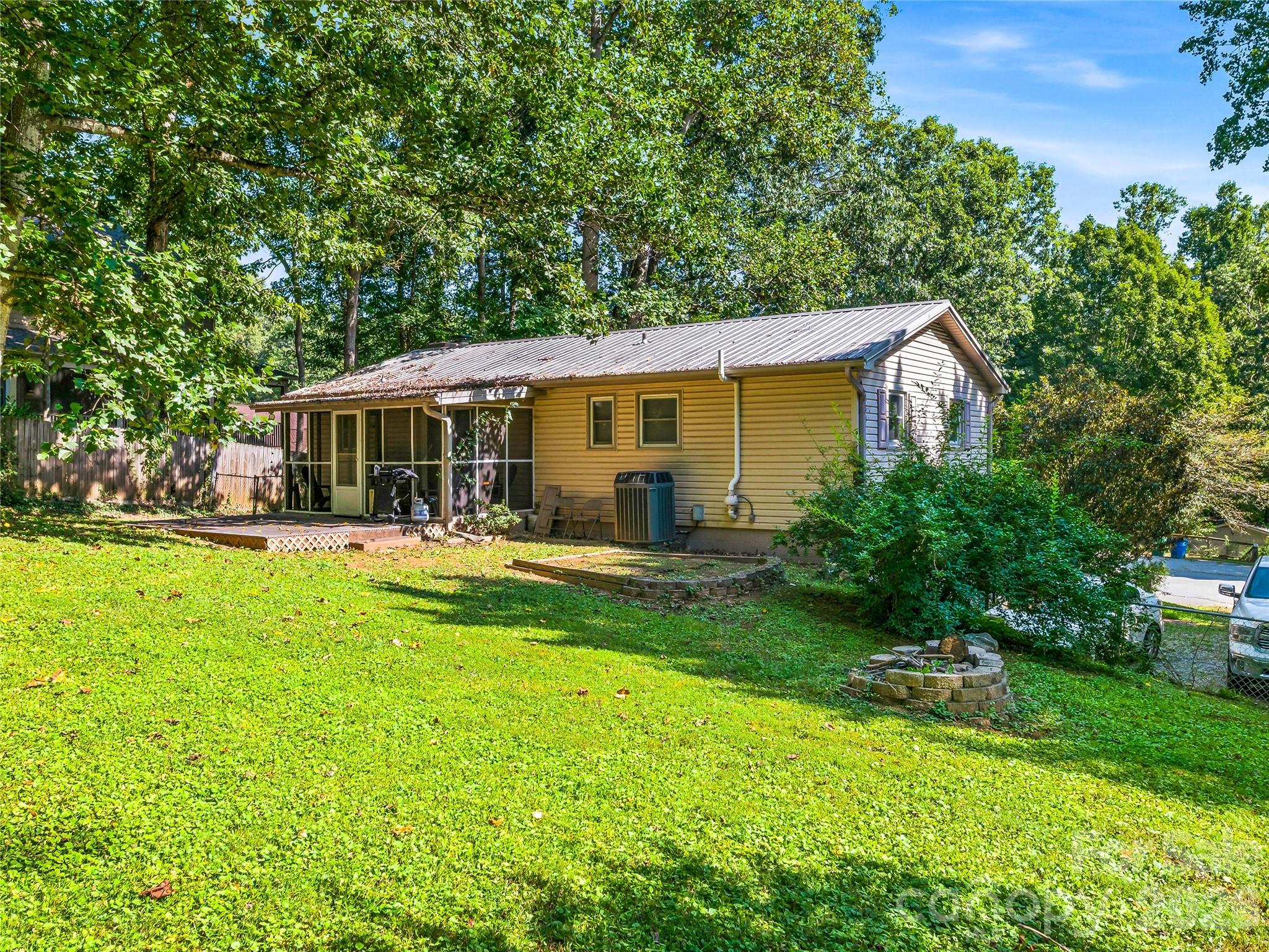 28 Fairhaven Court Property Photo 27