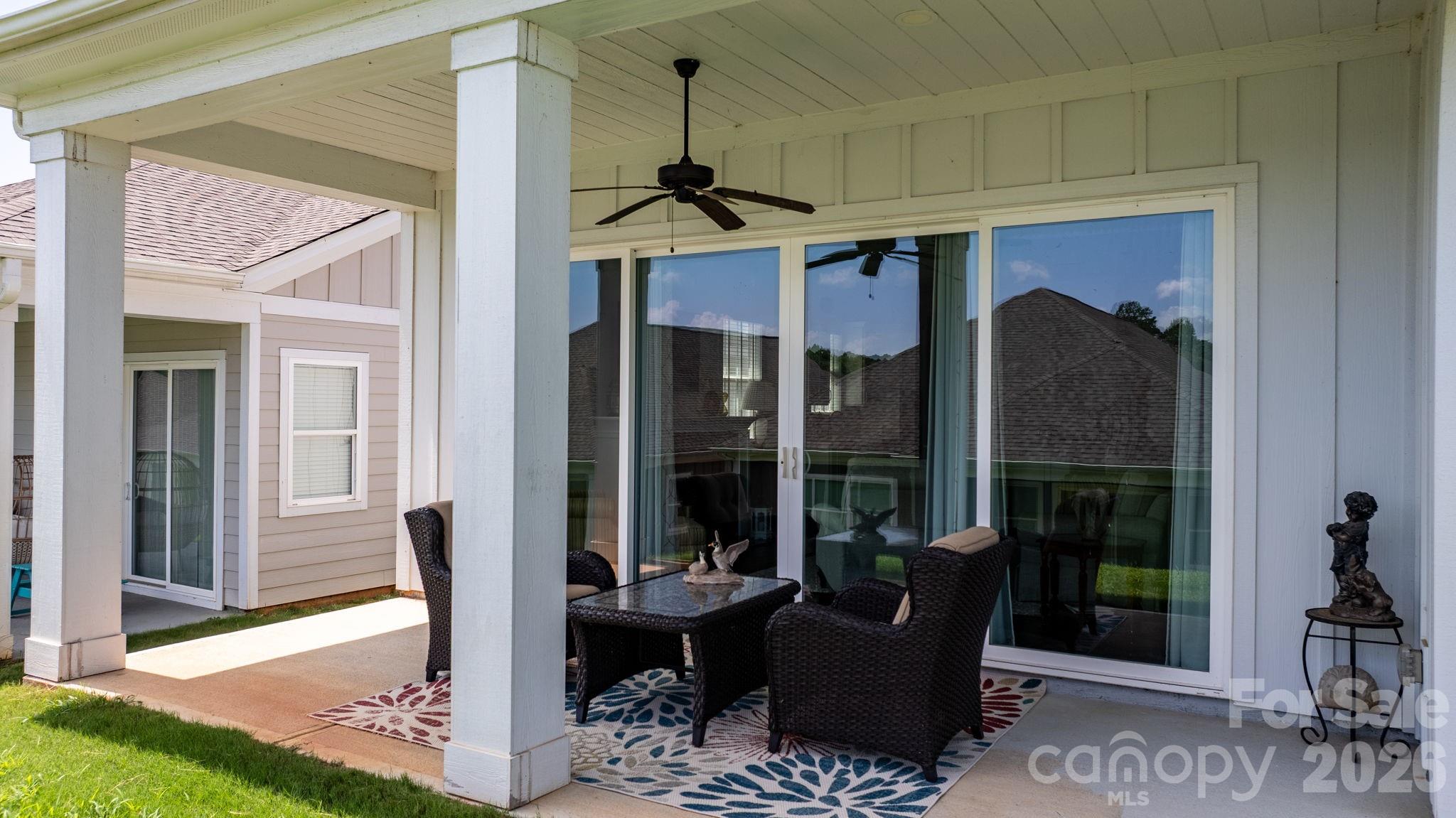 4526 Stellata Loop Property Photo 4