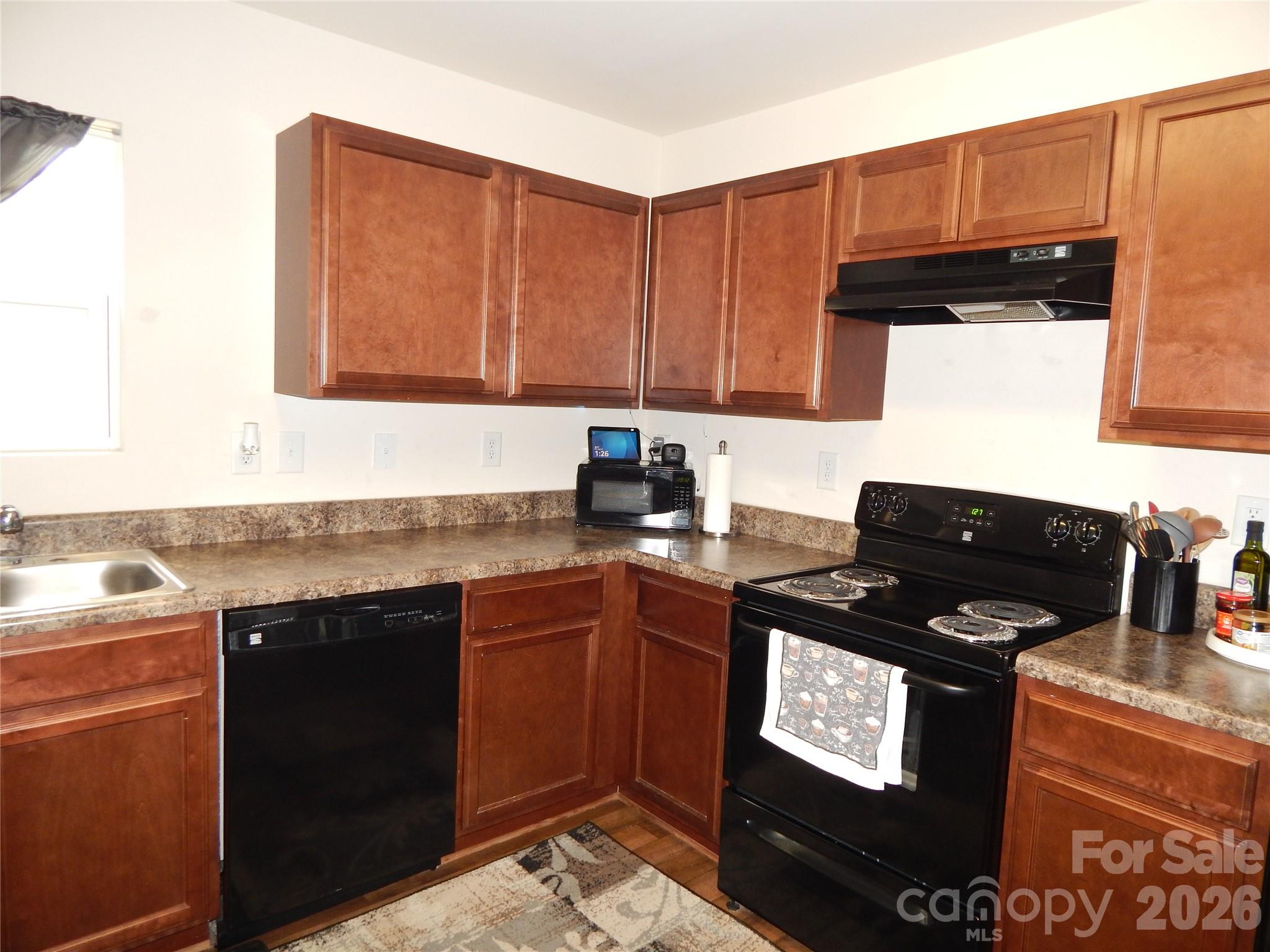 811 & 832 Chevelle Drive Property Photo 20